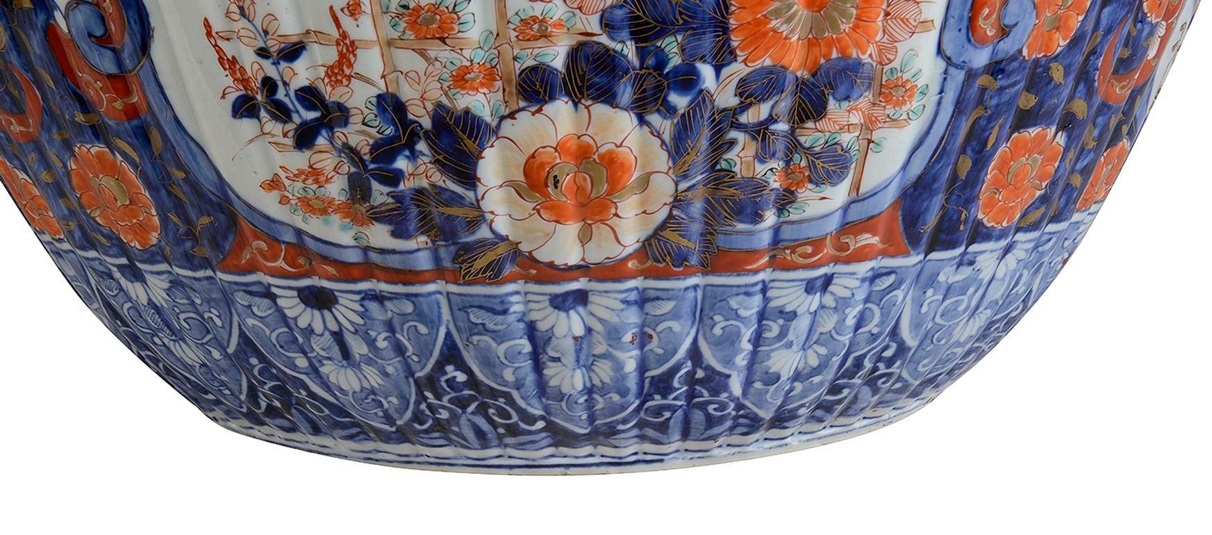 19th Century Japanese Imari jardiniere 3