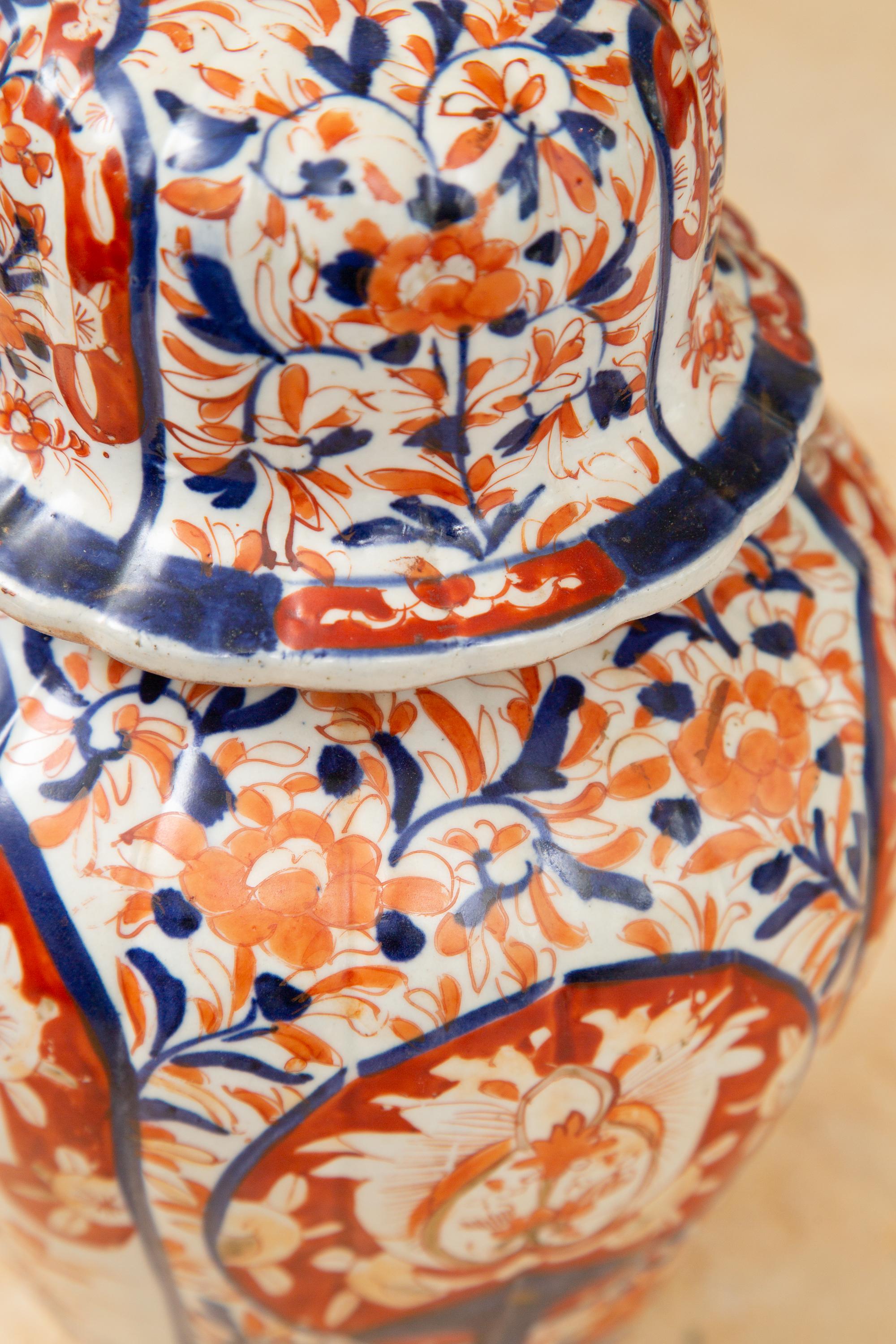 Autre Vase à couvercle Imari japonais du 19ème siècle en vente