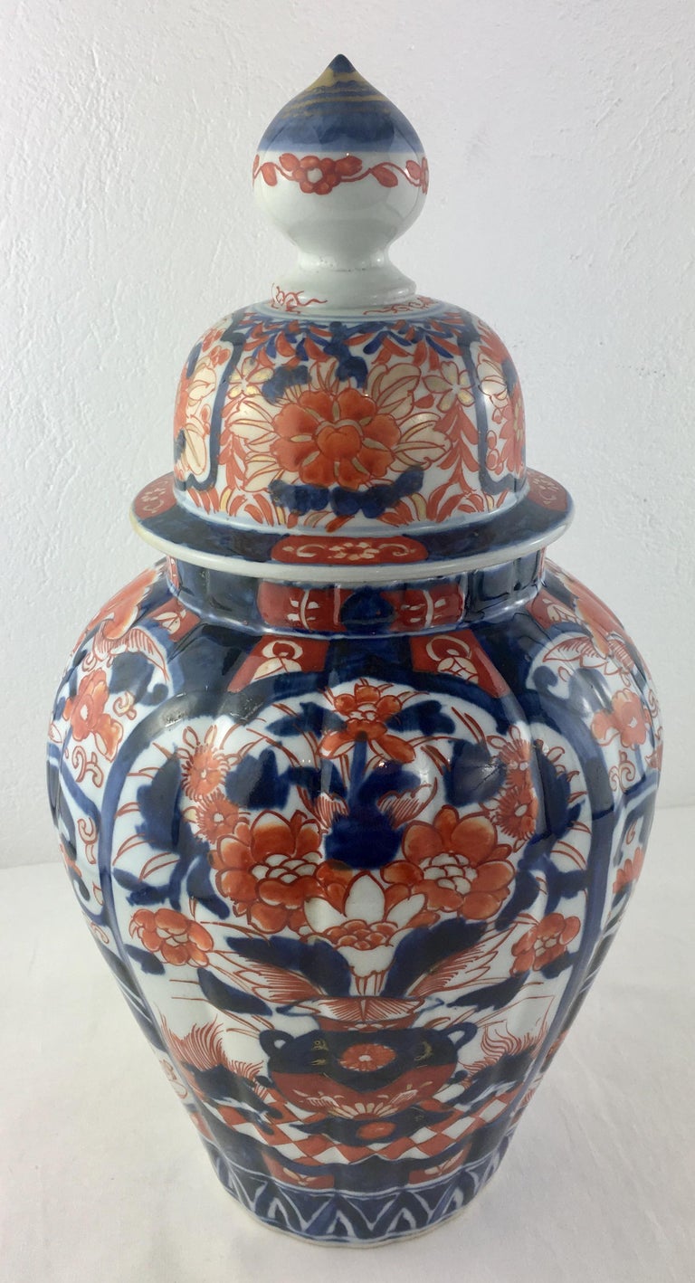 19th Century Japanese Imari Lidded Vase For Sale at 1stdibs