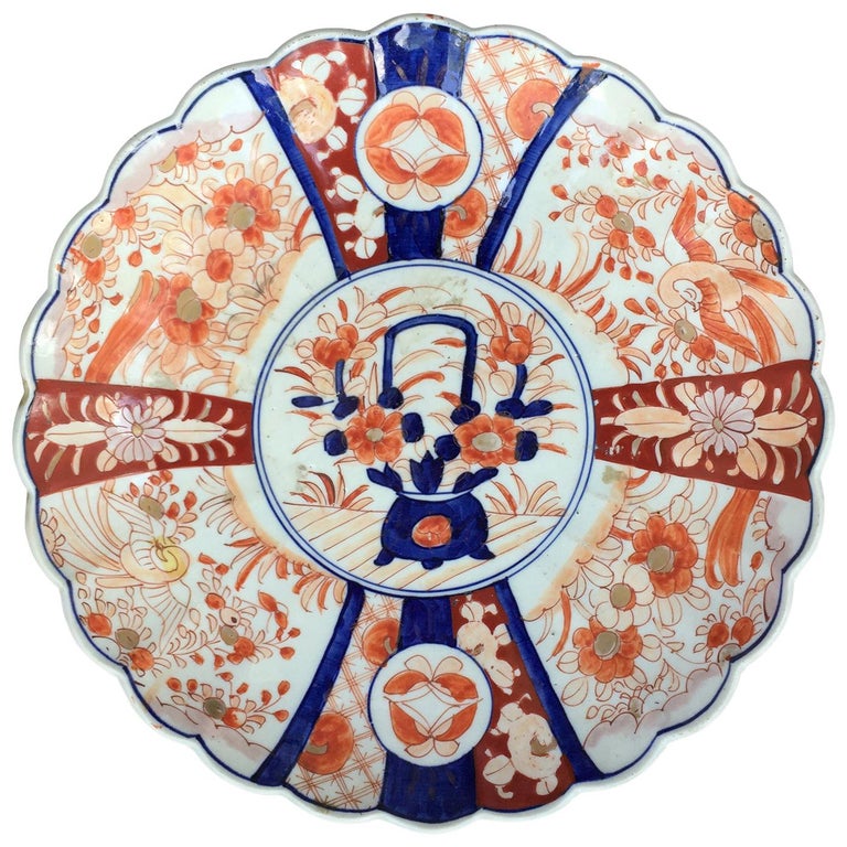 19th Century Japanese Imari Round Porcelain Charger, Unmarked For Sale
