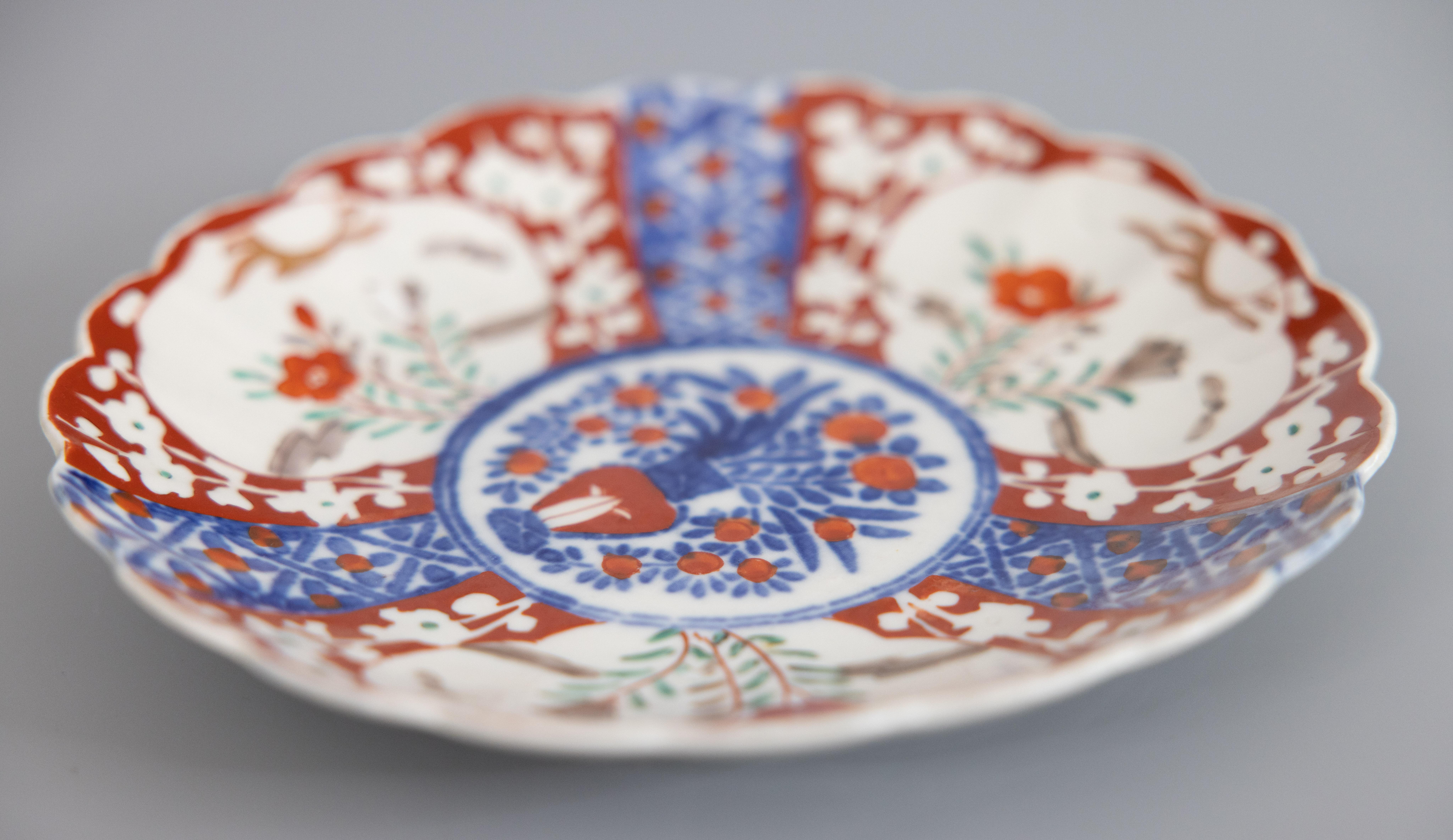 19th Century Japanese Imari Scalloped Plate In Good Condition In Pearland, TX