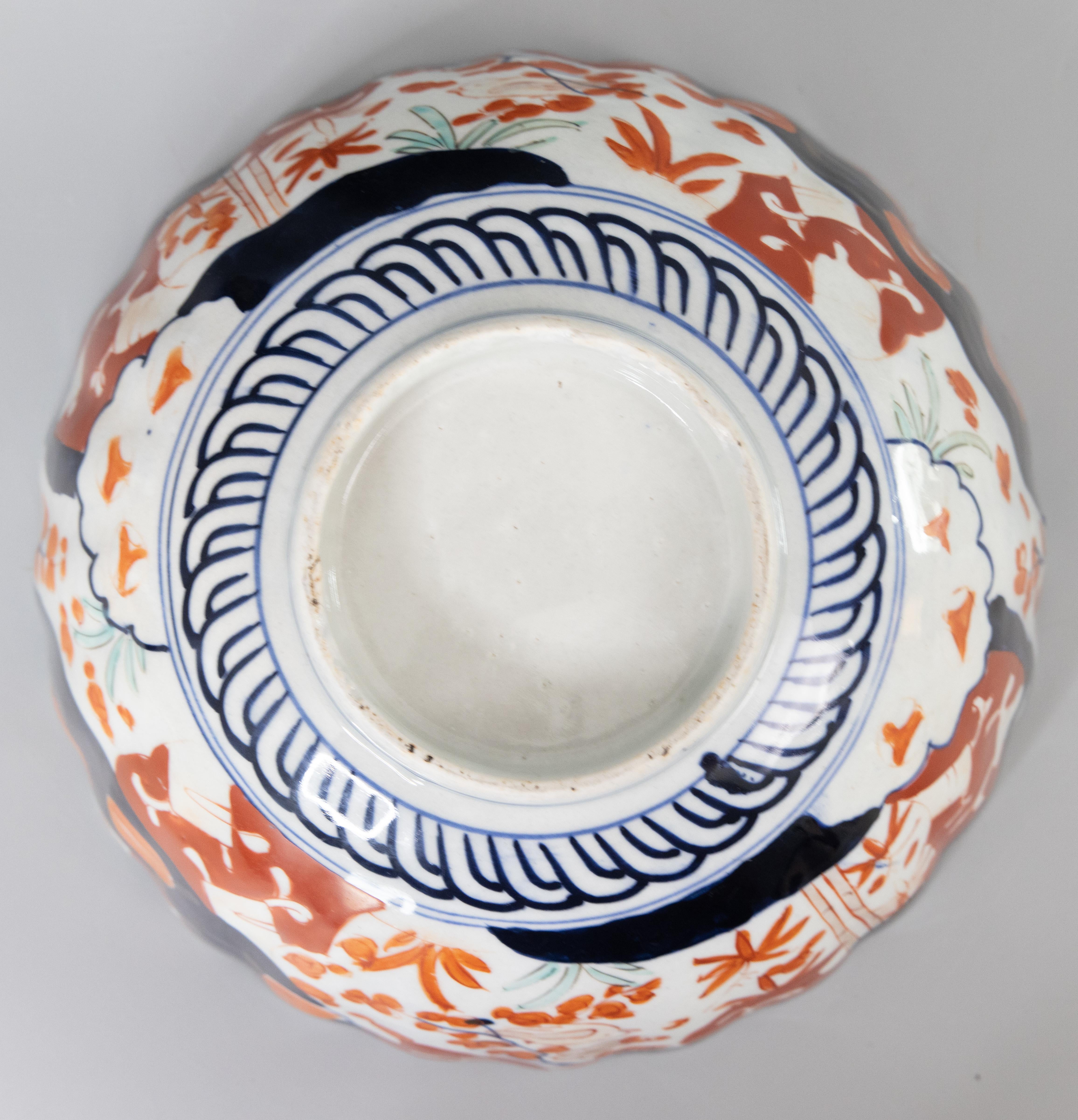 19th Century Japanese Imari Scalloped Punch Bowl Centerpiece 3