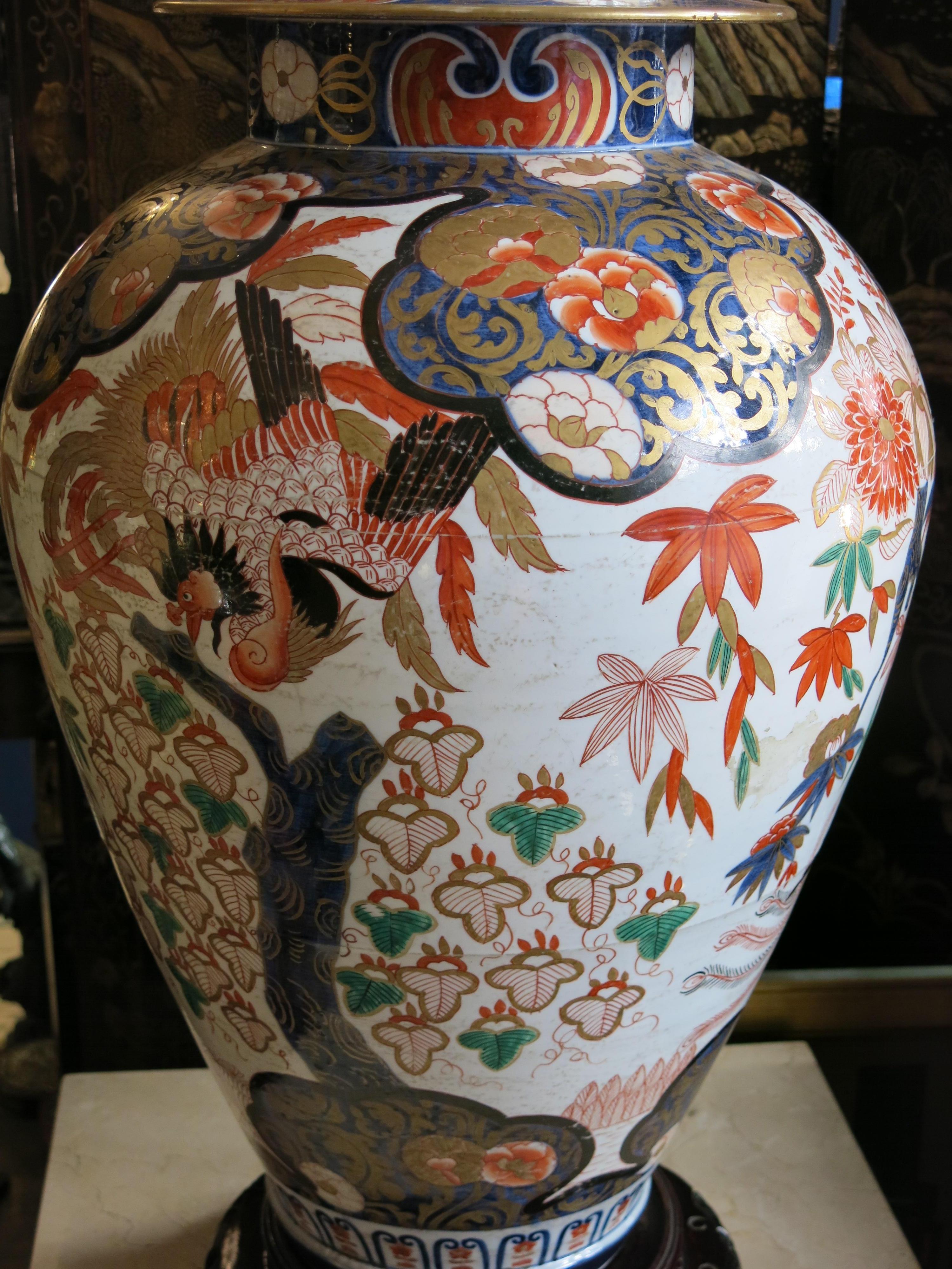 Vase Imari japonais du 19ème siècle en vente 4
