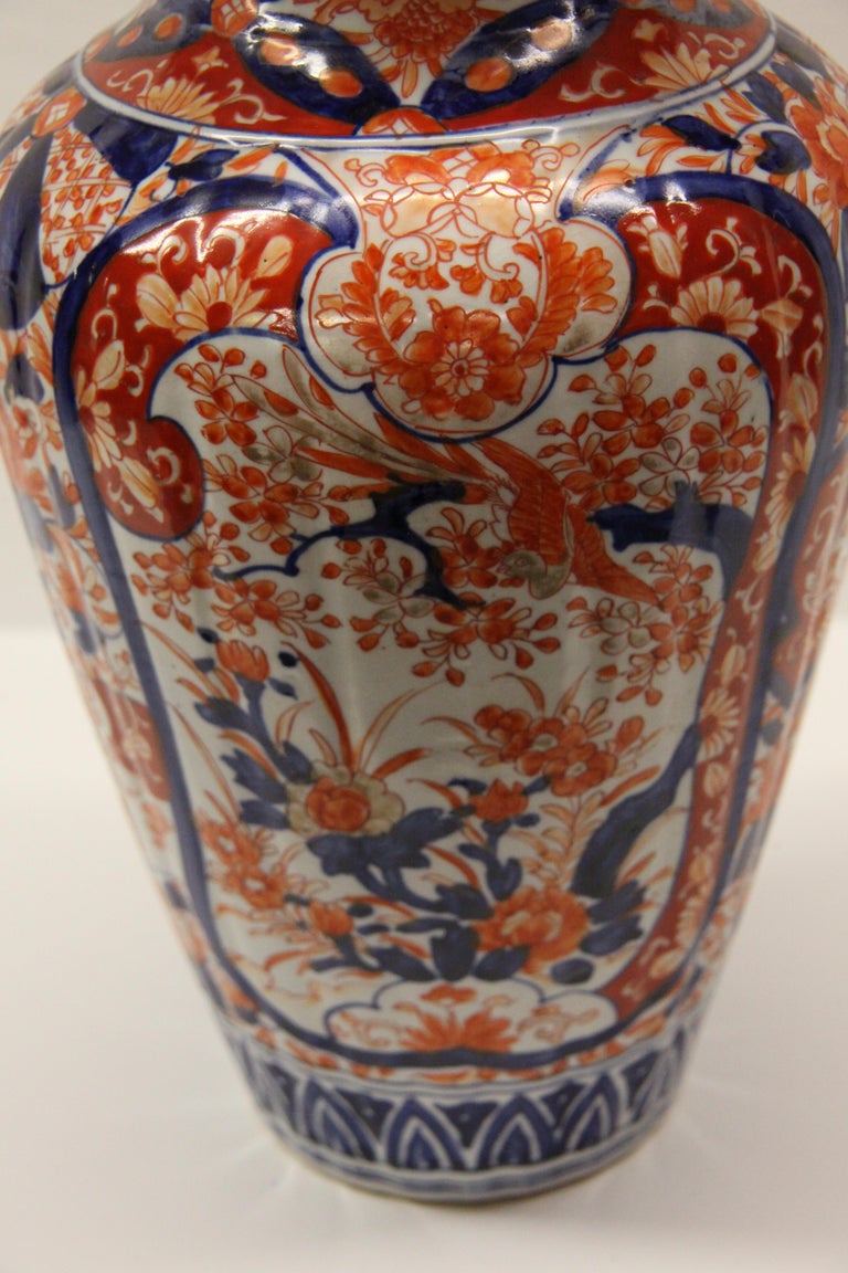 Hand-Painted 19th Century Japanese Imari Vase For Sale