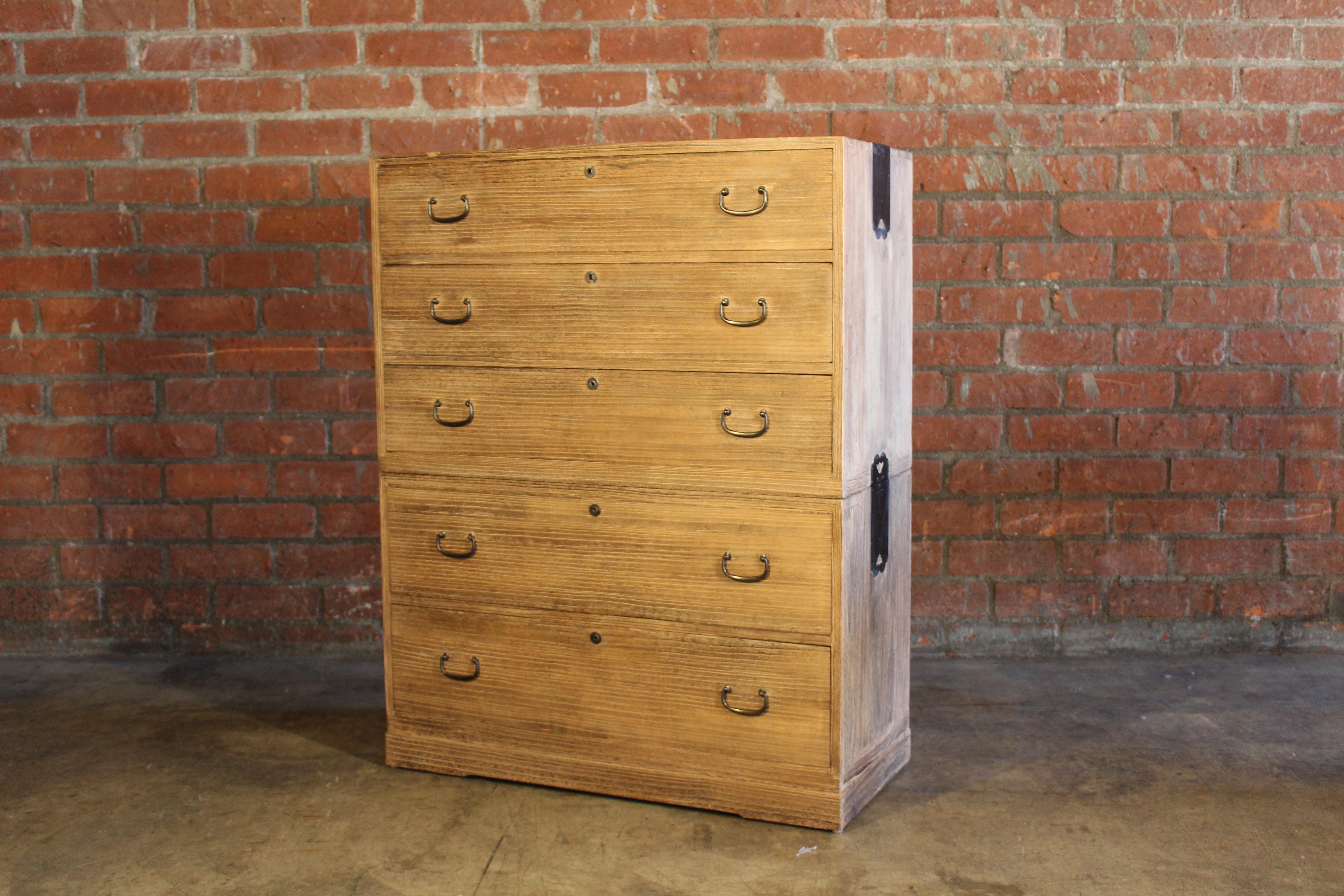 19th Century Japanese Kimono Chest or Tansu For Sale at 1stDibs