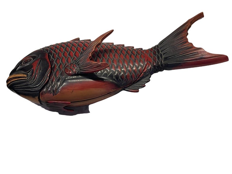 19th Century Japanese Lacquer Box of Fish Shape For Sale at 1stDibs