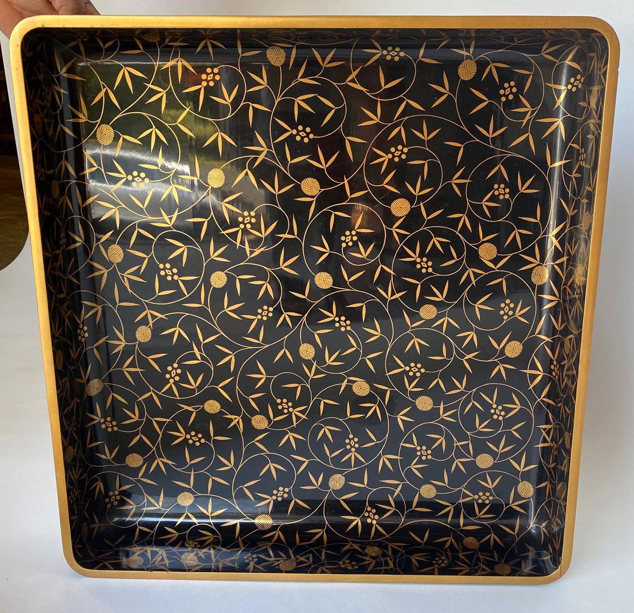 Hand-Painted 19th Century, Japanese Lacquer Large Scale Tray
