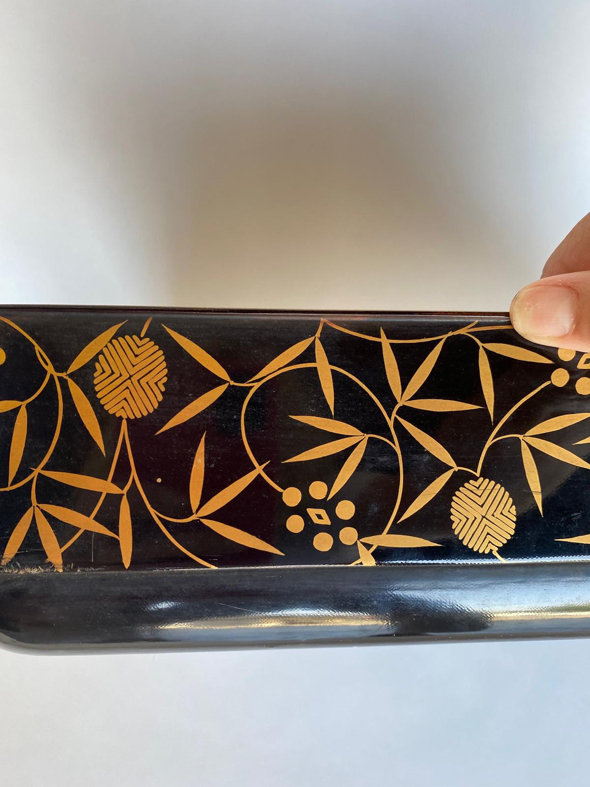 19th Century, Japanese Lacquer Large Scale Tray In Good Condition In Los Angeles, CA