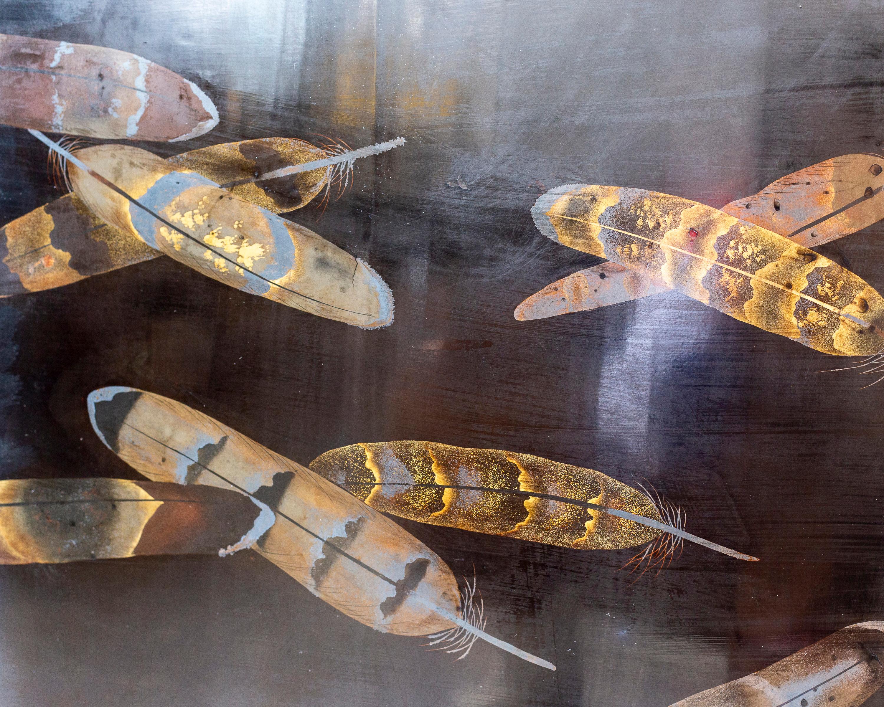 19th century Japanese Lacquer Tansu with Hawk Feather Design In Good Condition For Sale In New York, NY