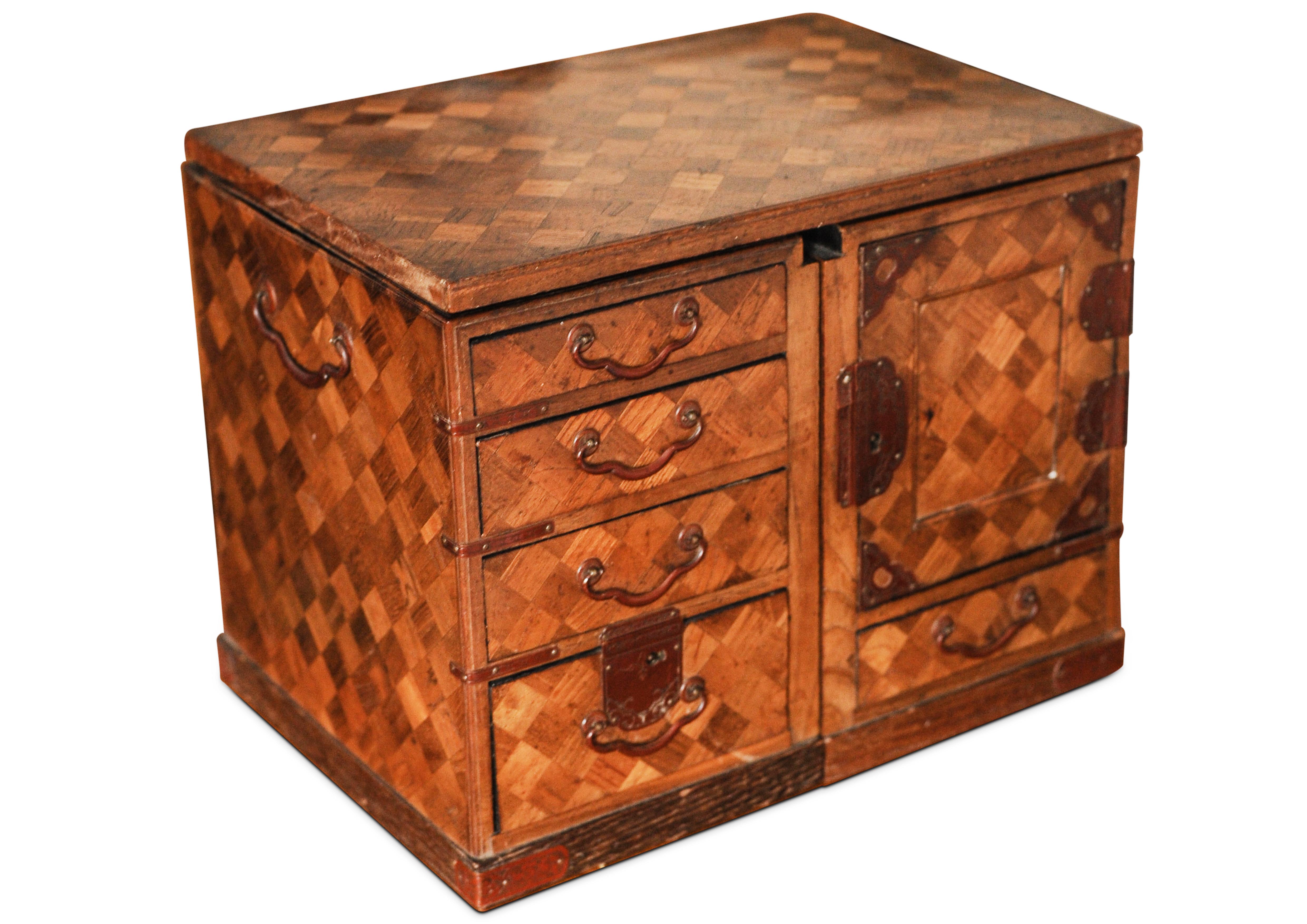 19th Century Japanese Meiji Period Parquetry Table Top Kodansu Cabinet In Good Condition For Sale In High Wycombe, GB