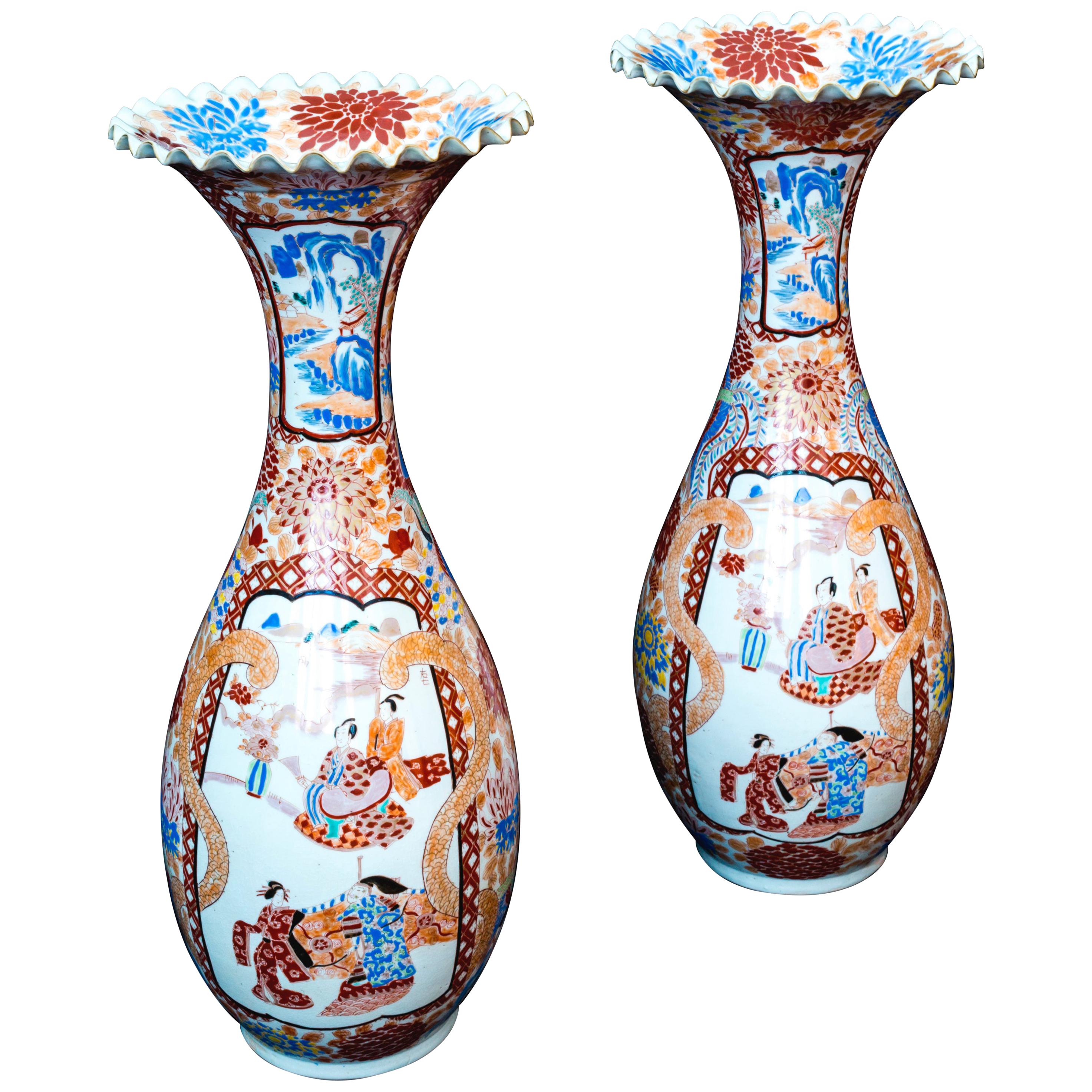 paire de grands vases Imari de la période Meiji du 19e siècle