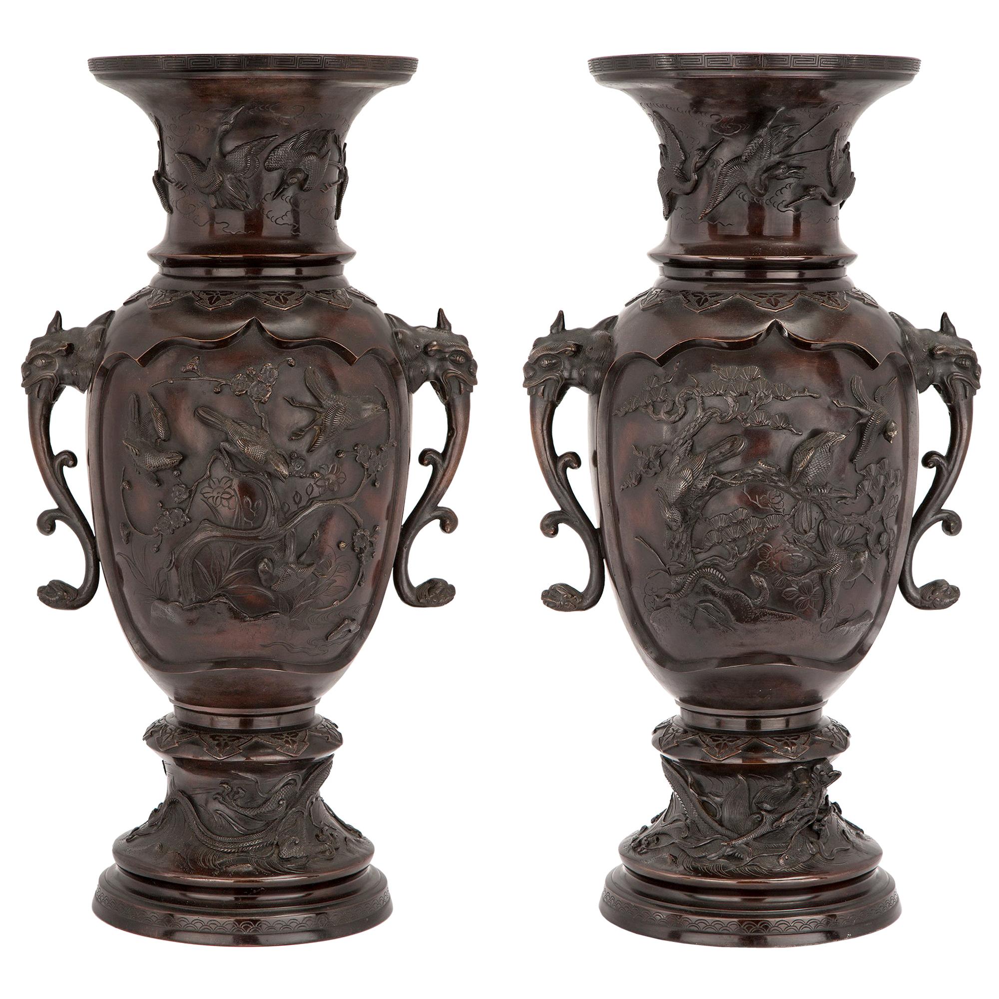 19th Century Japanese Meiji Period Patinated Bronze Urns For Sale at