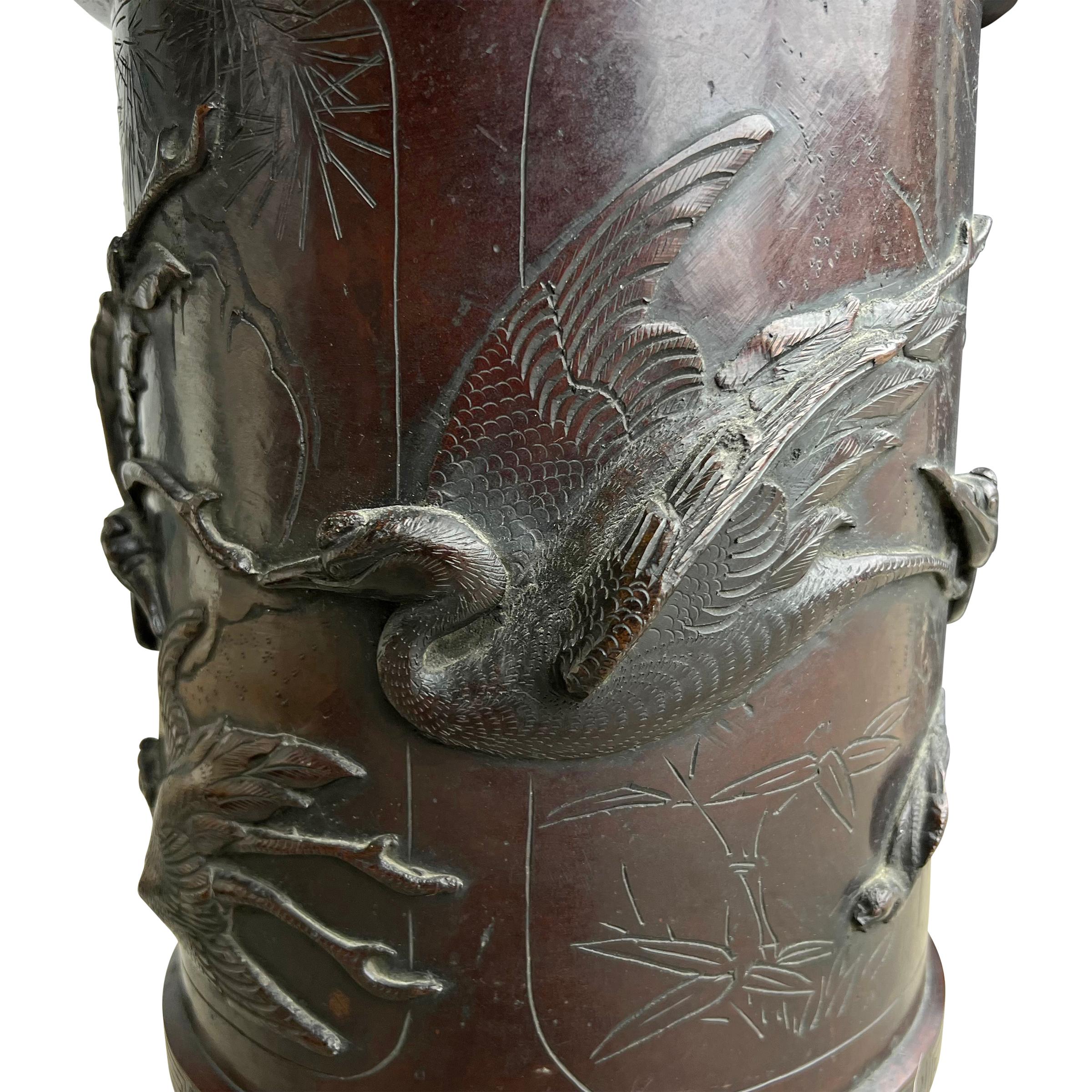 Vase japonais de la période Meiji du 19ème siècle en vente 1
