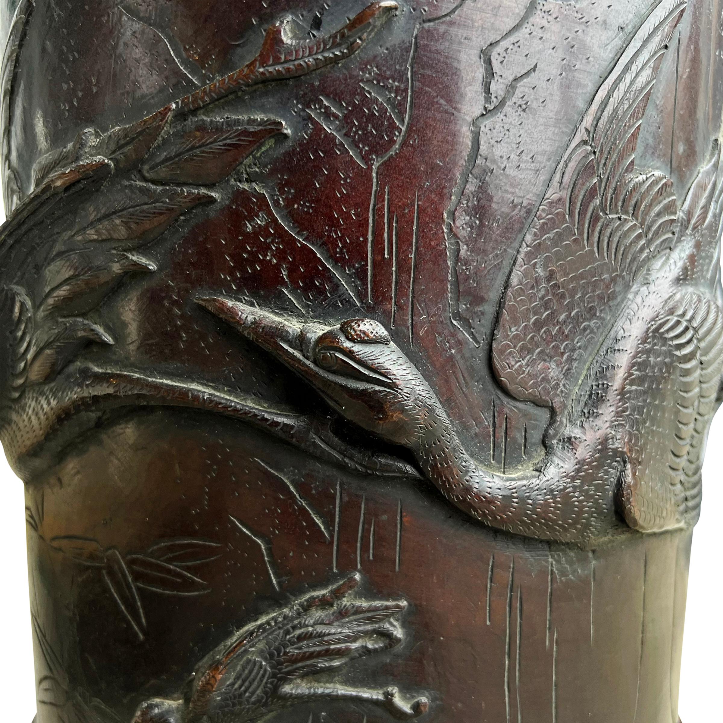 Vase japonais de la période Meiji du 19ème siècle en vente 2