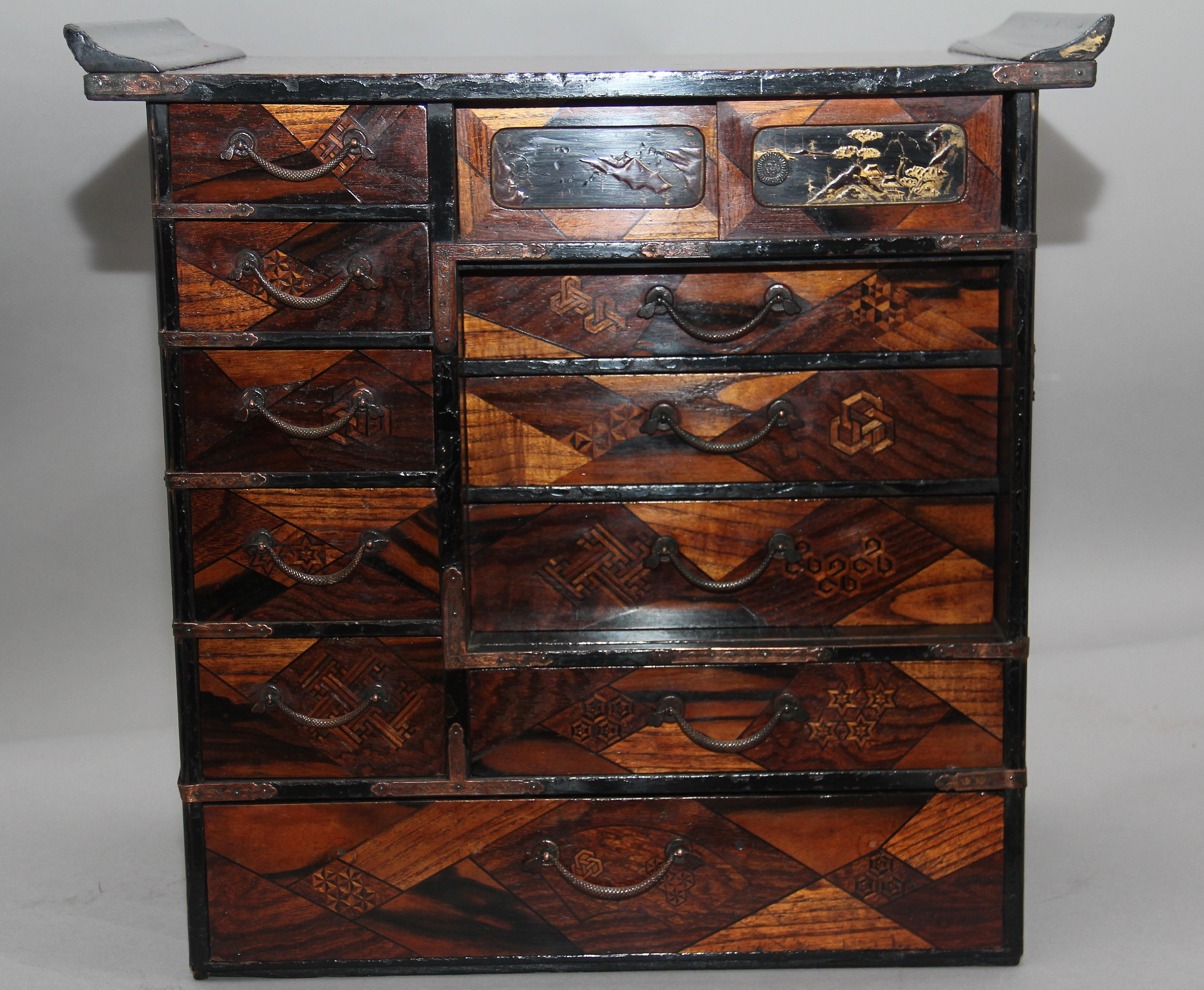 19th Century Japanese Parquetry and Lacquered Cabinet 4