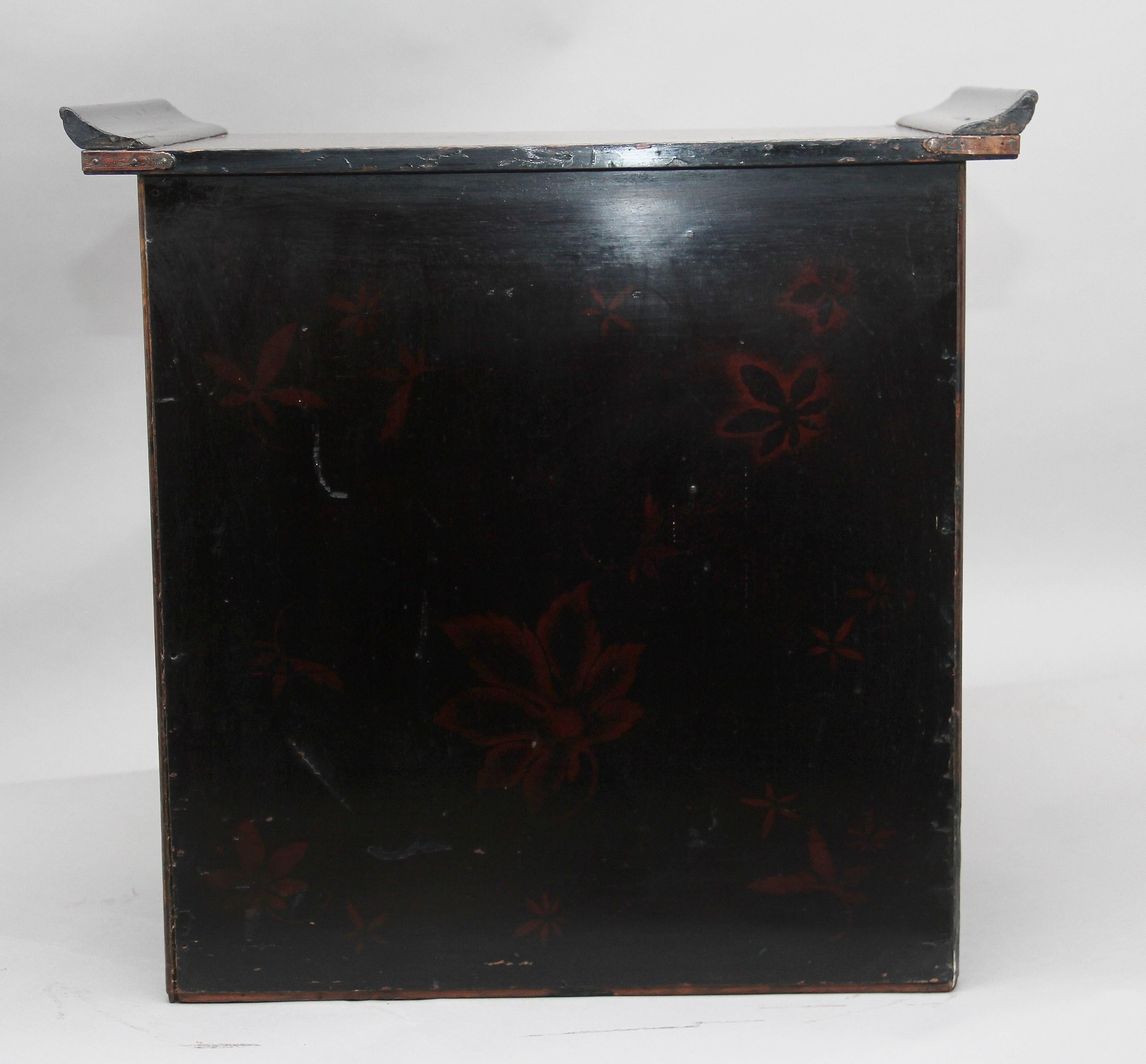 Late 19th Century 19th Century Japanese Parquetry and Lacquered Cabinet