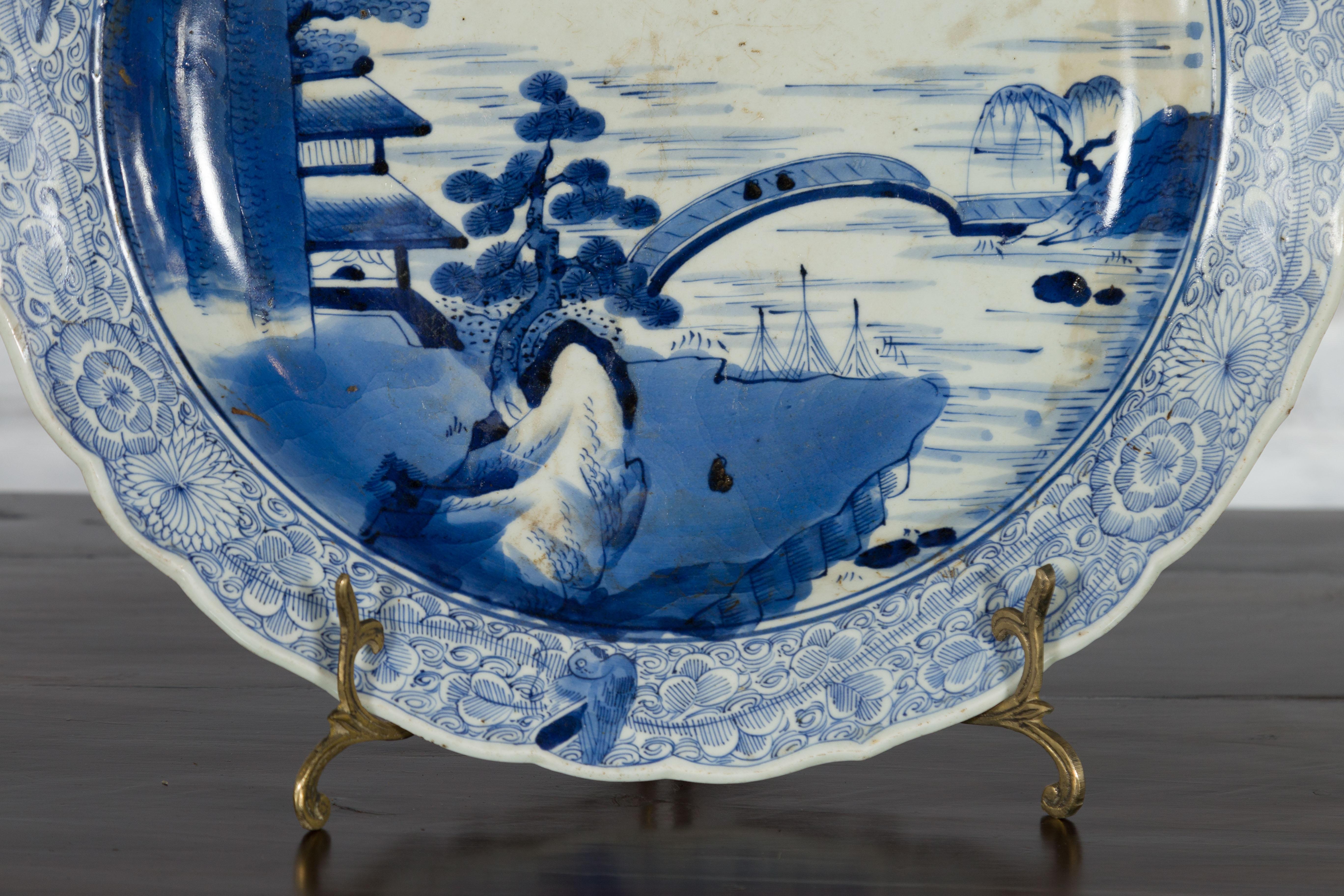 19th Century Japanese Porcelain Imari Plate with Painted Blue and White Décor For Sale 6