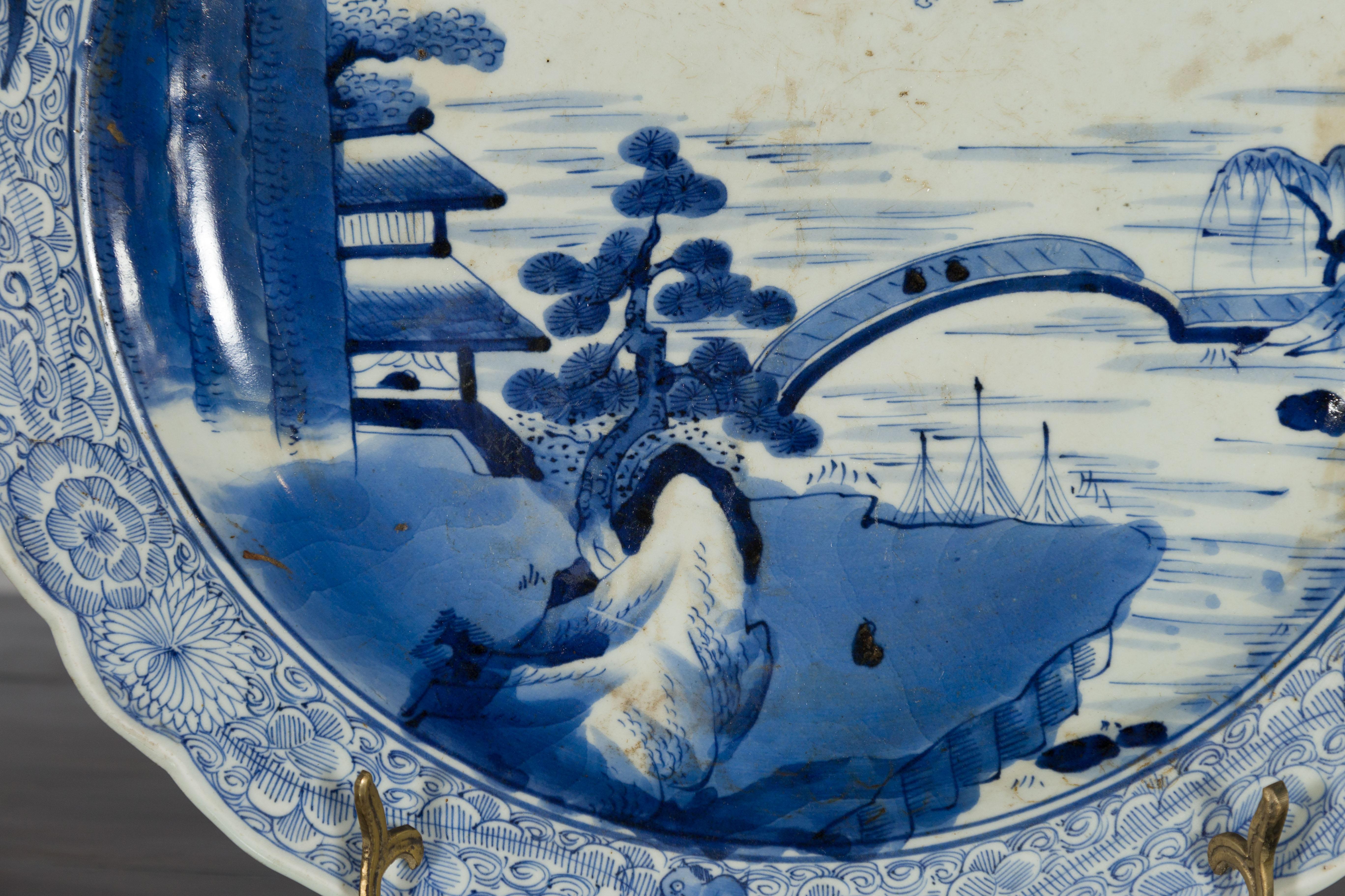 19th Century Japanese Porcelain Imari Plate with Painted Blue and White Décor For Sale 10
