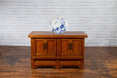 19th Century Japanese Porcelain Plate with Hand-Painted Blue and White Décor