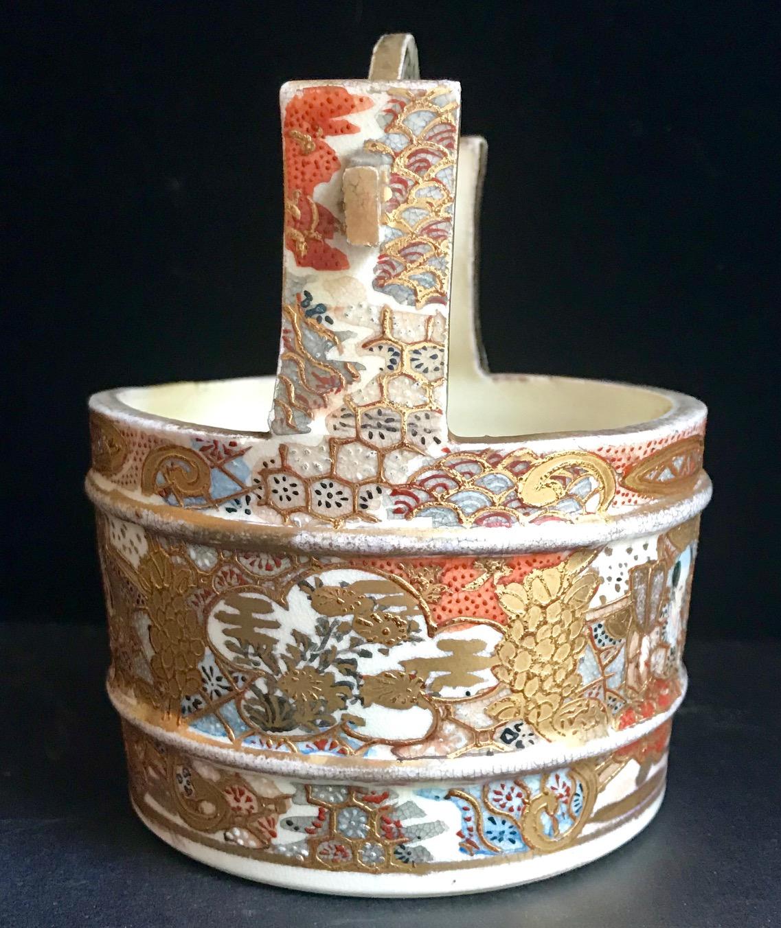 Meiji 19th Century Japanese Satsuma Porcelain Water Well Bucket, Wishing Well Vase For Sale