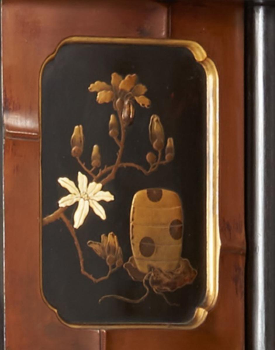 Very beautiful Japanese Shibayama cabinet. The cabinet is elaborate and subtly detailed carved wood, gold lacquer. The decor of the cabinet of flowers, birds, vases butterfly and Japanese patterns with gold lacquer, and painted or inlay design on