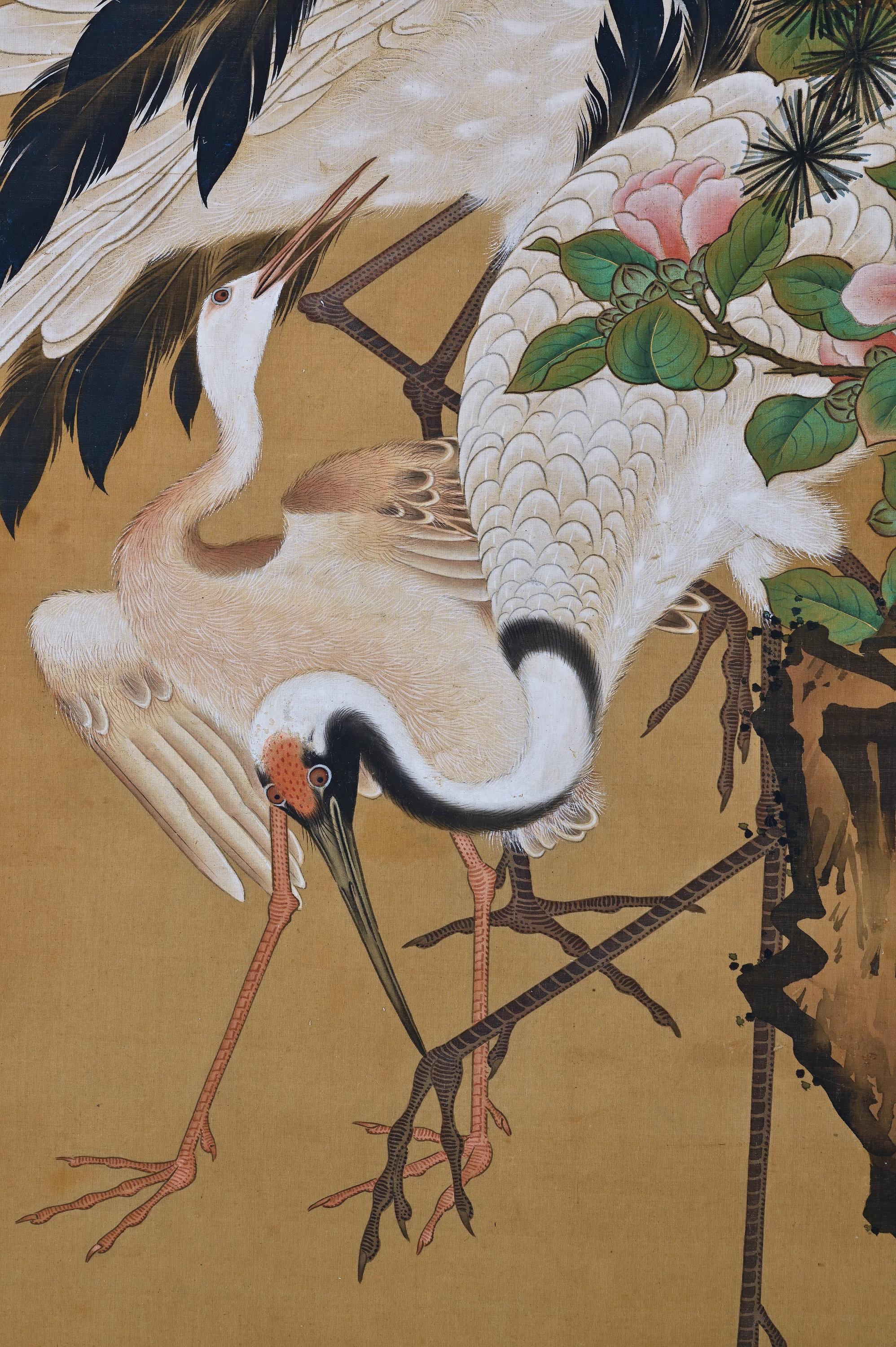 Asiatique Peinture japonaise du 19ème siècle en soie de Kano Chikanobu, grue, pin et camélia en vente