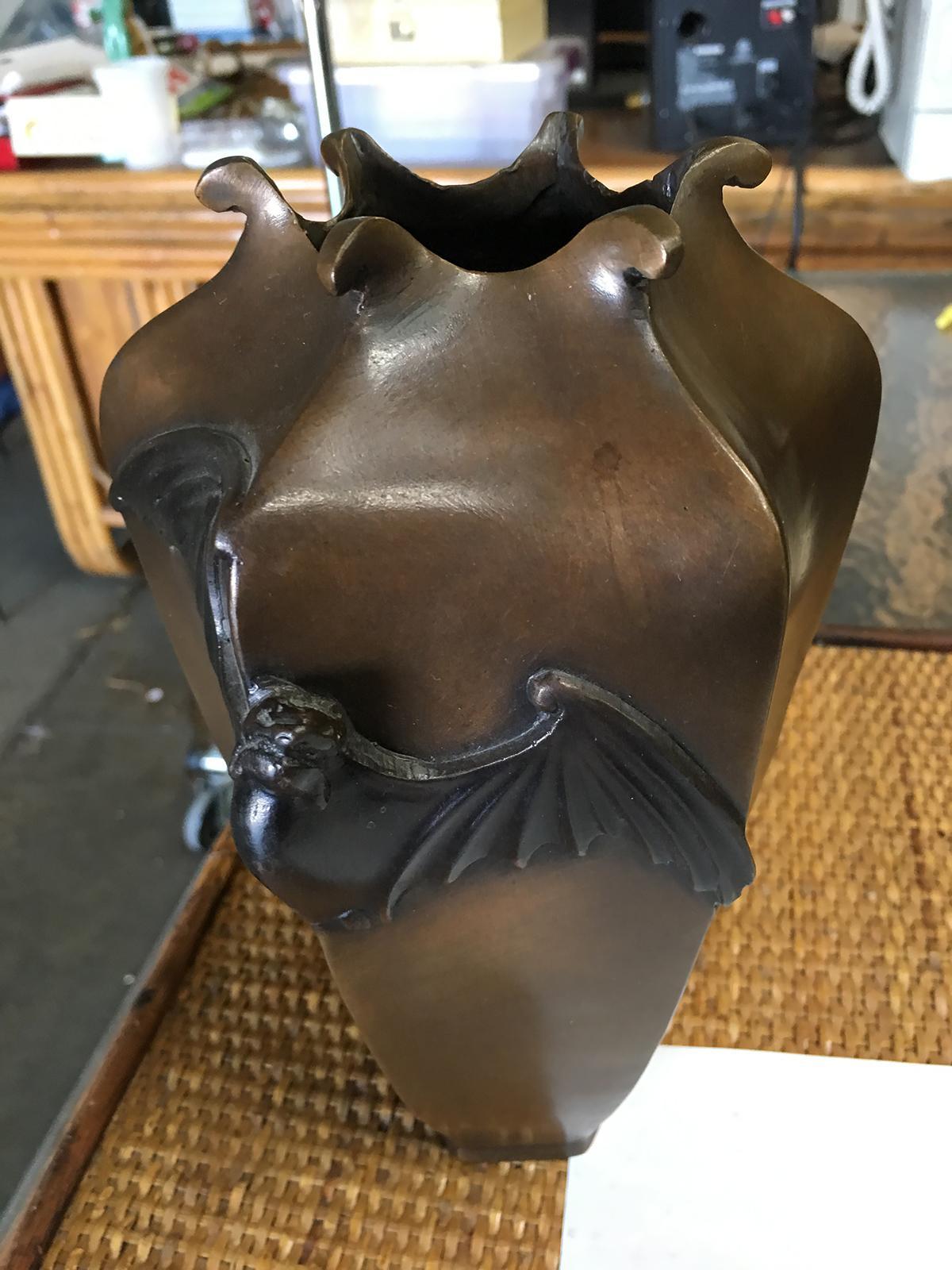 19th Century Japanese Style Bat Vase Cast in Bronze In Excellent Condition In Van Nuys, CA