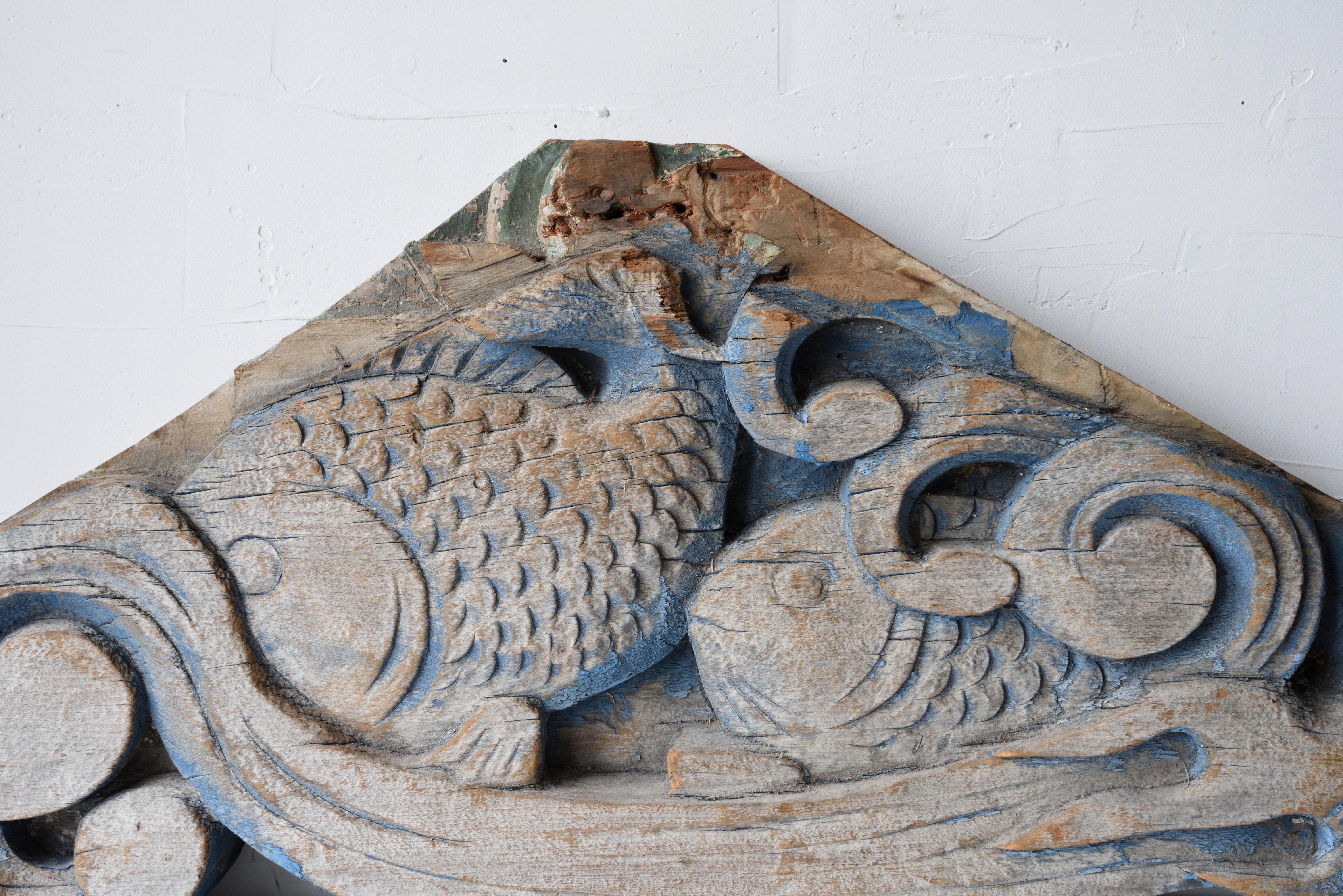 Hand-Carved 19th century Japanese Wood Carving Temple Shrine Sea Breams and Wave Decoration For Sale