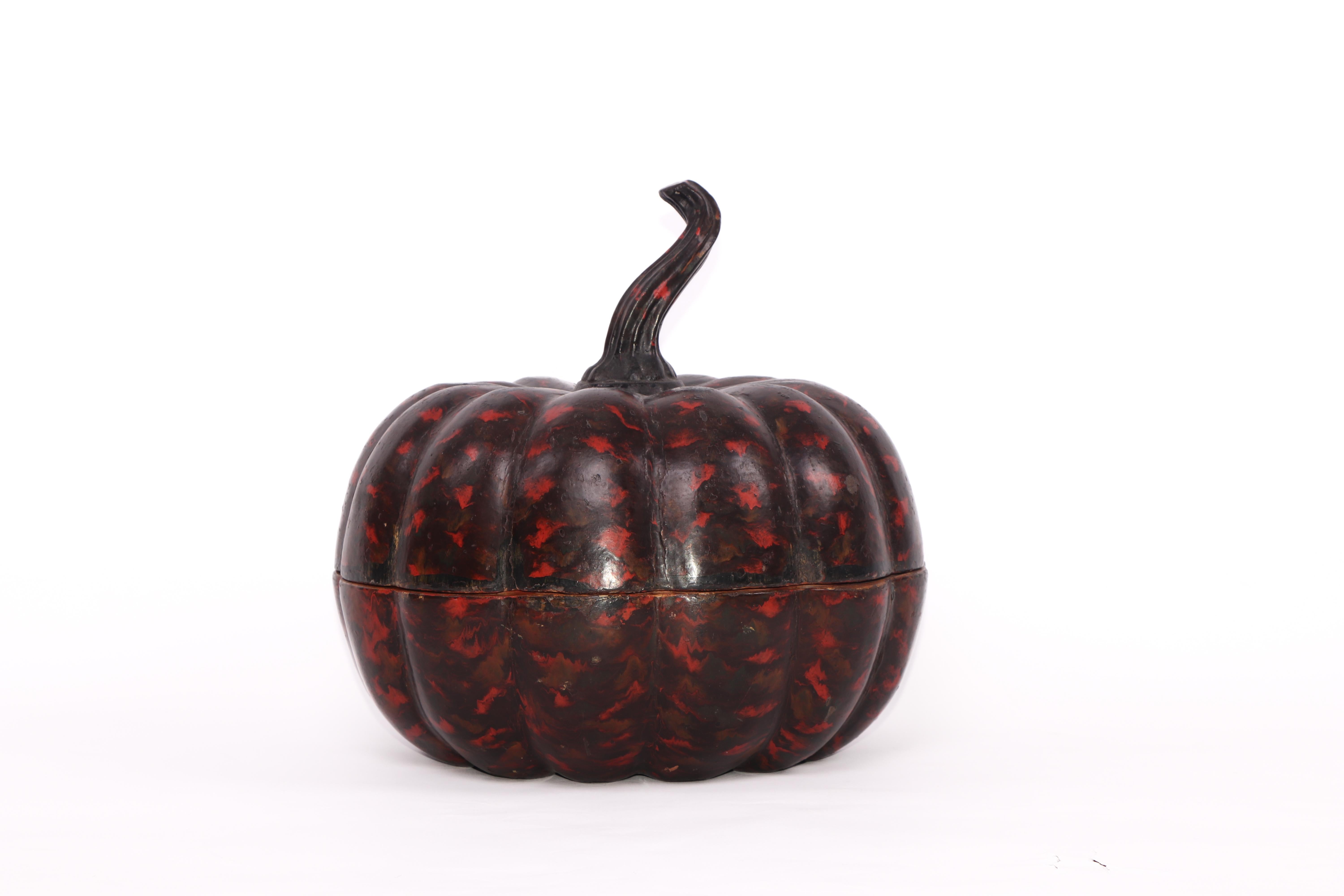 Zucca di legno giapponese del XIX secolo In condizioni ottime in vendita a PARIS, FR