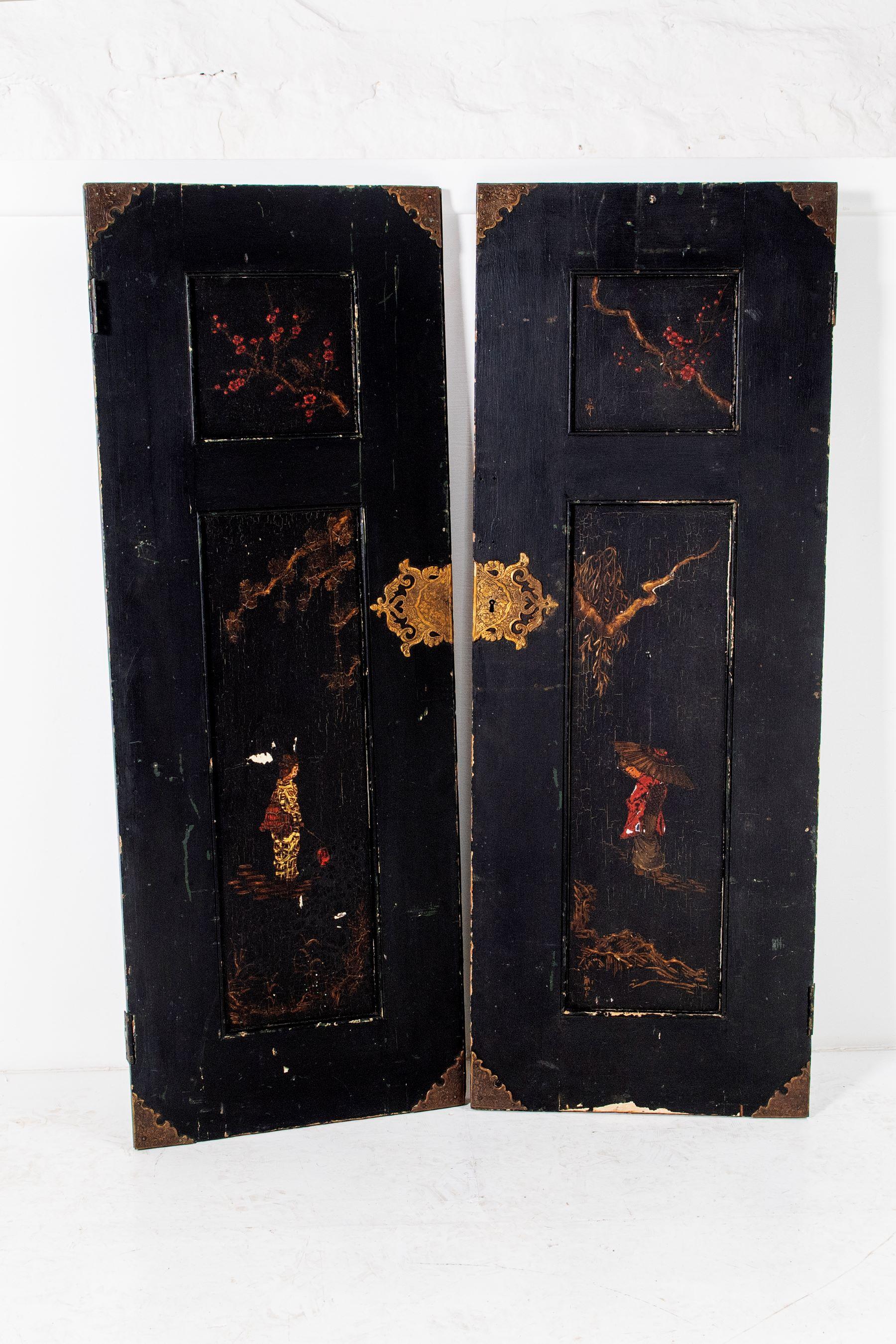 British 19th Century Japanned Panelled Ebonised Black Doors with Chinoiserie Decor
