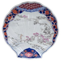 19th Century Japonese Imari Shell Plate