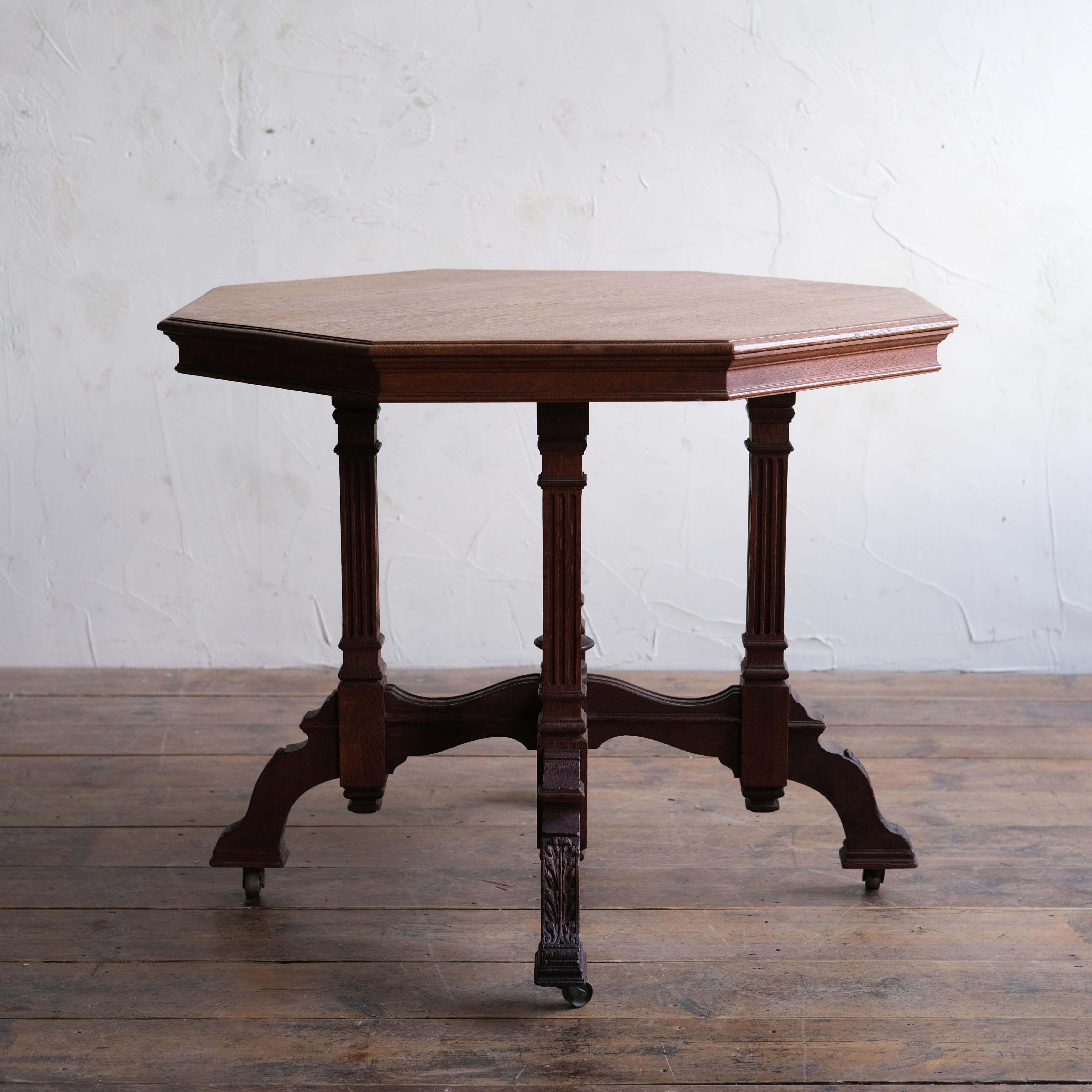 British 19th Century Jas Shoolbred Oak Centre Table