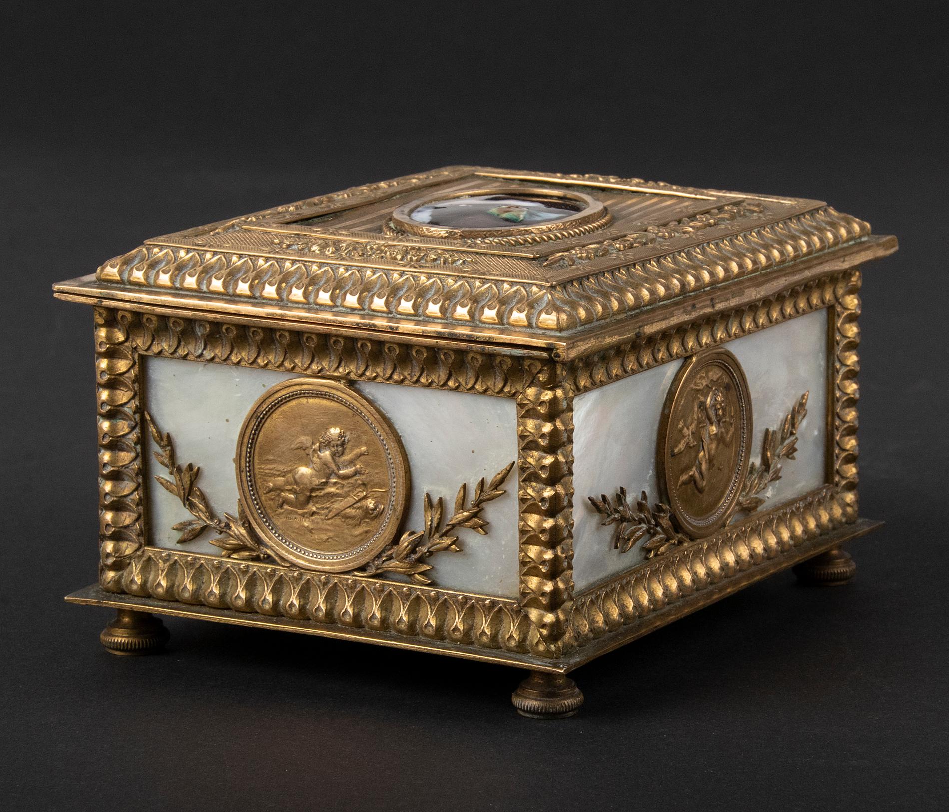 19th Century Jewelery Box by JP Legastelois, Bronze with Mother of Pearl 3