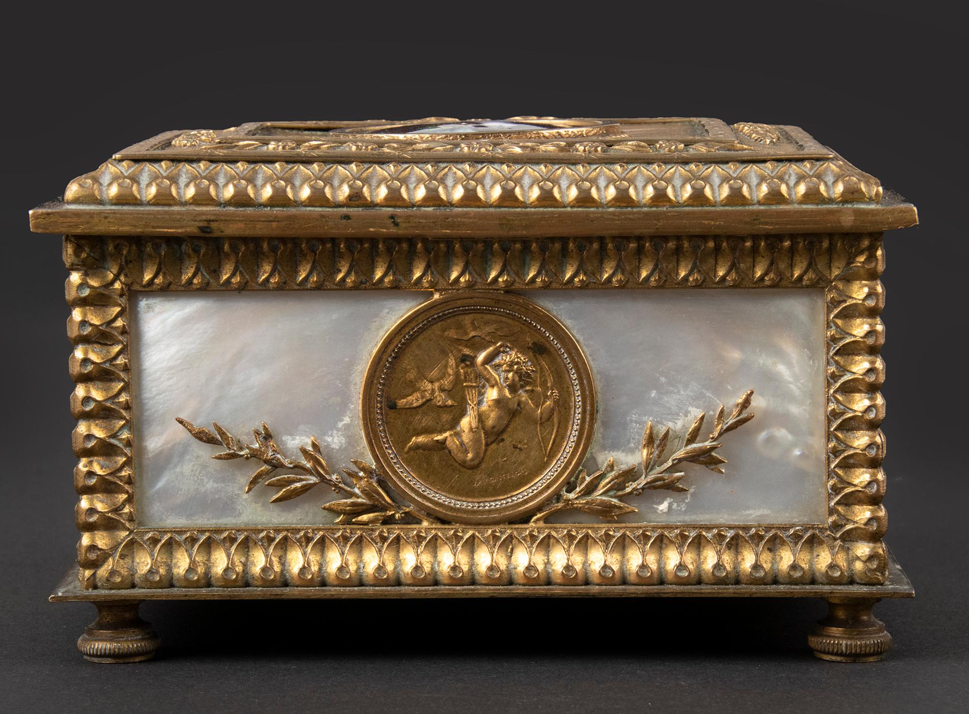 19th Century Jewelery Box by JP Legastelois, Bronze with Mother of Pearl 4