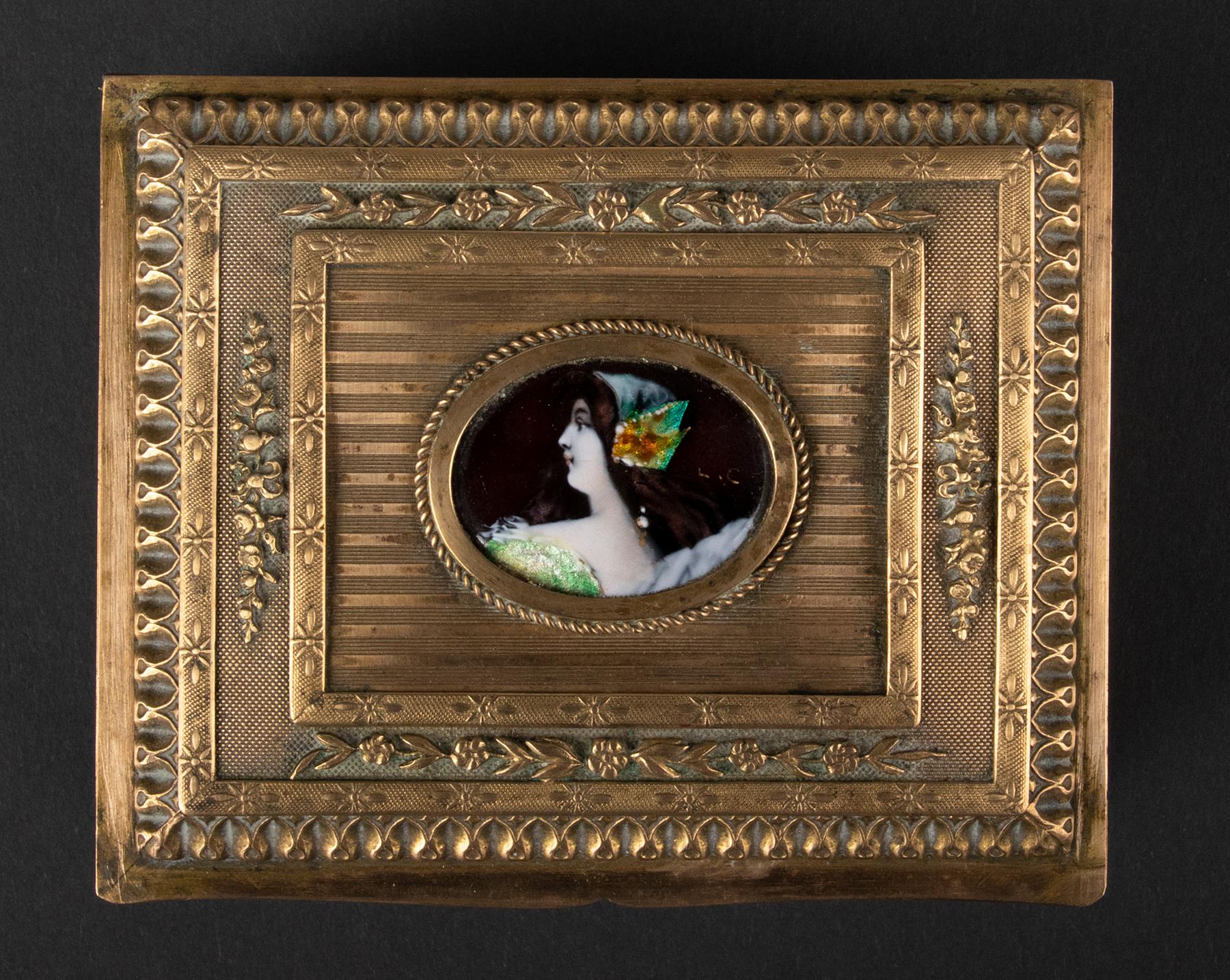 Late 19th Century 19th Century Jewelery Box by JP Legastelois, Bronze with Mother of Pearl