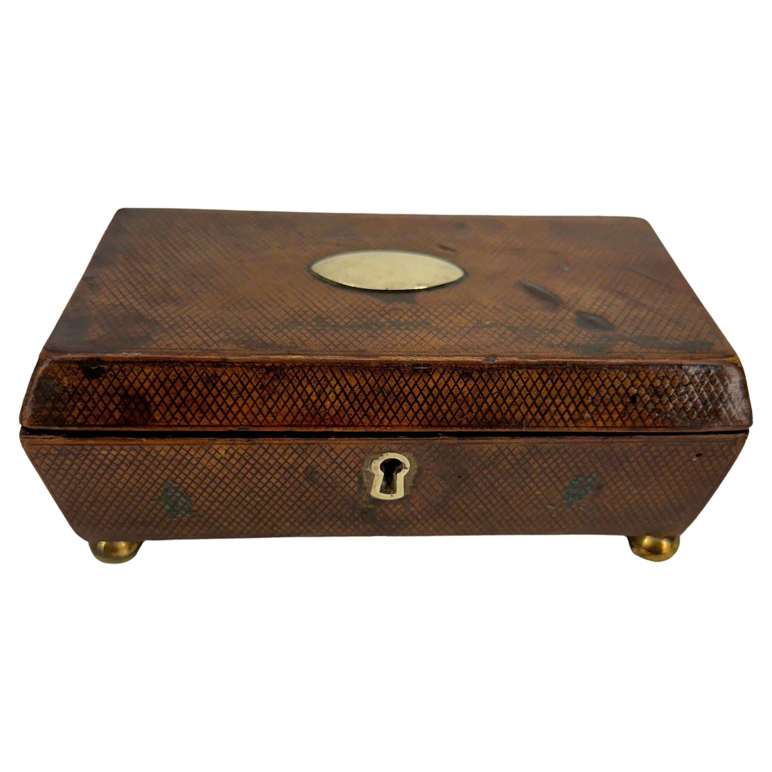 19th Century Jewelry Box in Leather with Diamond Pattern  For Sale