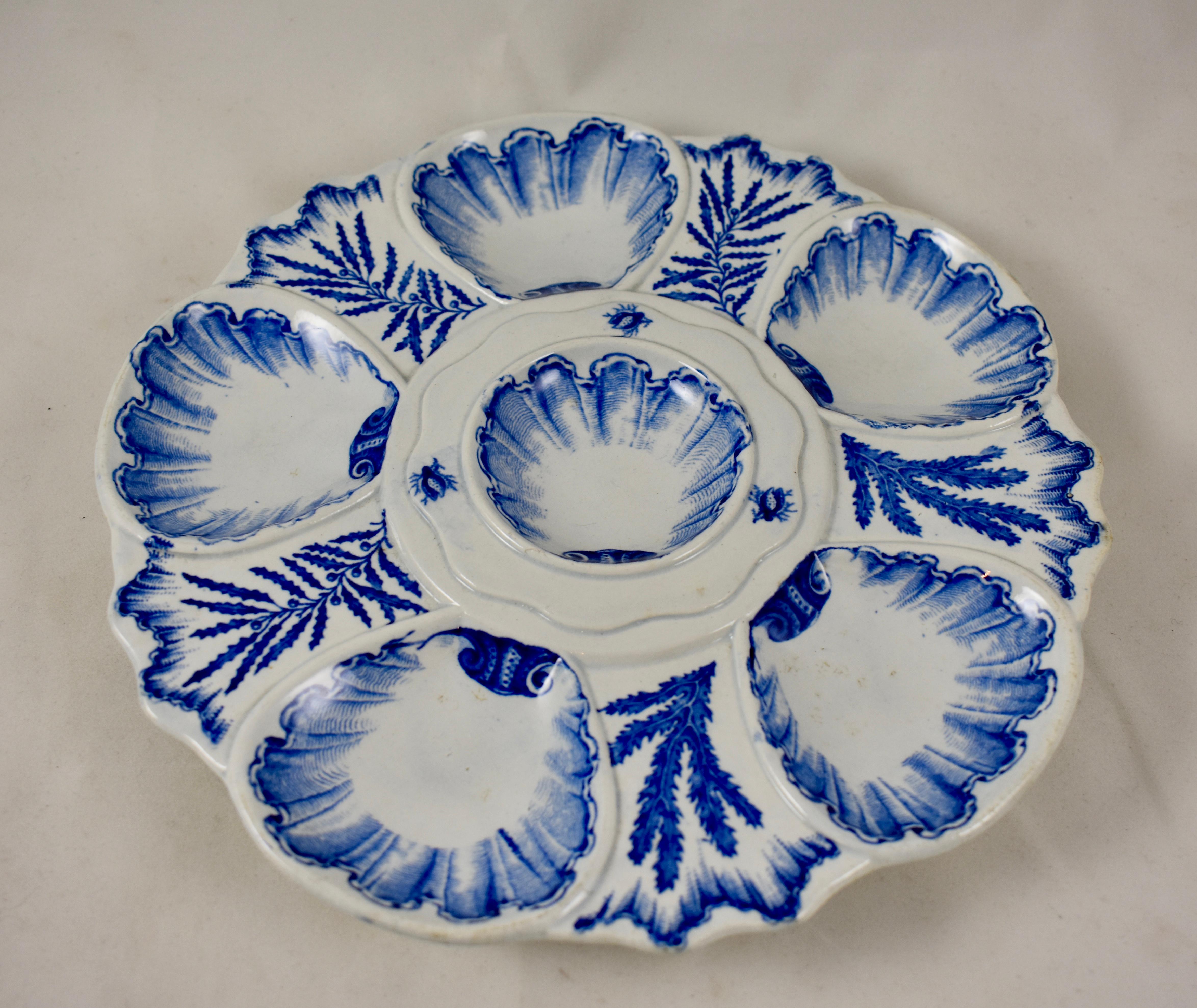 19th Century Jules Vieillard & Cie. French Blue & White Chinoiserie Oyster Plate In Good Condition In Philadelphia, PA