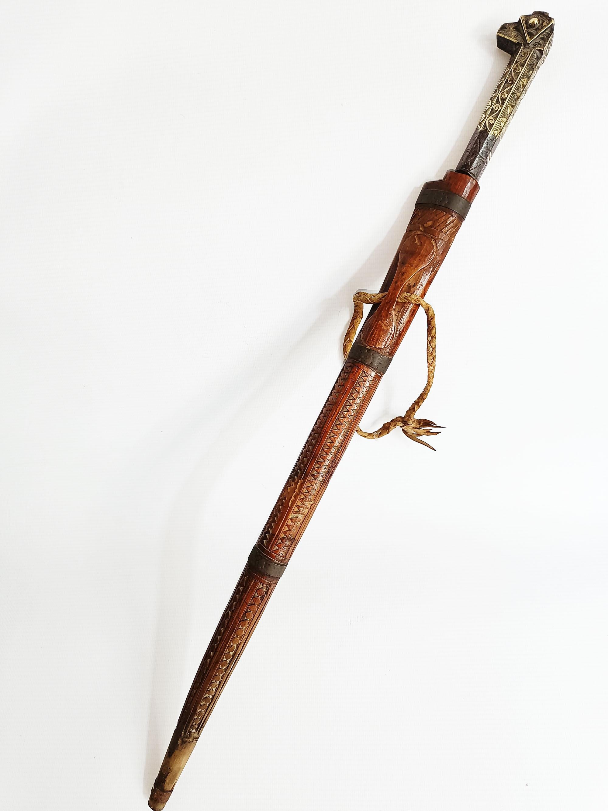 Hand-Crafted 19th Century Kabyle Flyssa Sword with Inlaid Blade & Original Scabbard – Algeria