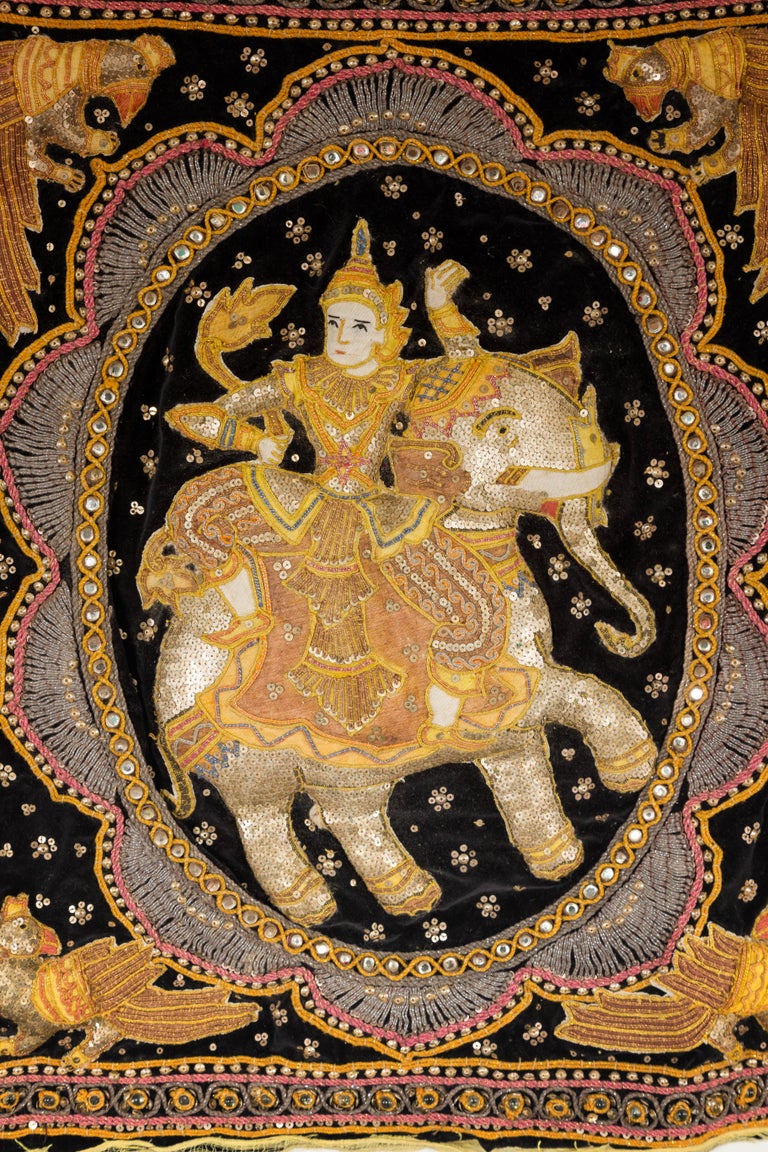 Tapisserie Kalaga thaïlandaise-birmane vintage, 2 éléphants