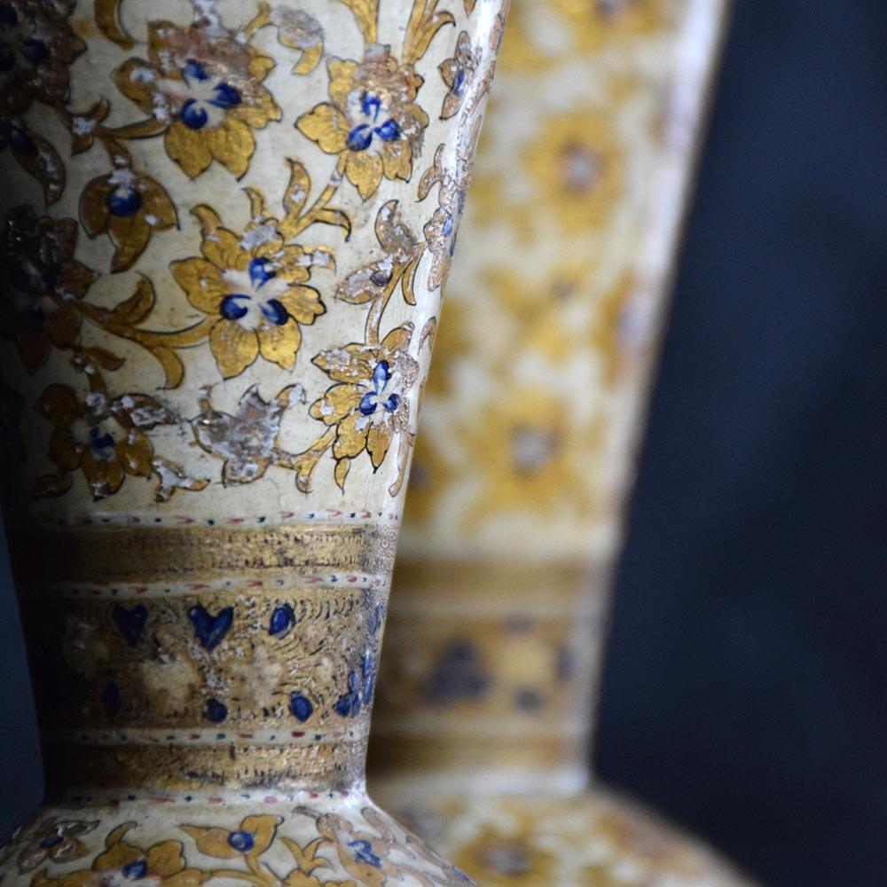 Peint à la main Vases en papier mâché du Cachemire du XIXe siècle en vente