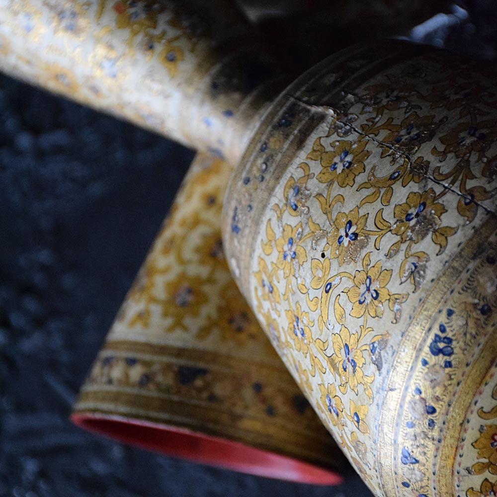 Fin du XIXe siècle Vases en papier mâché du Cachemire du XIXe siècle en vente