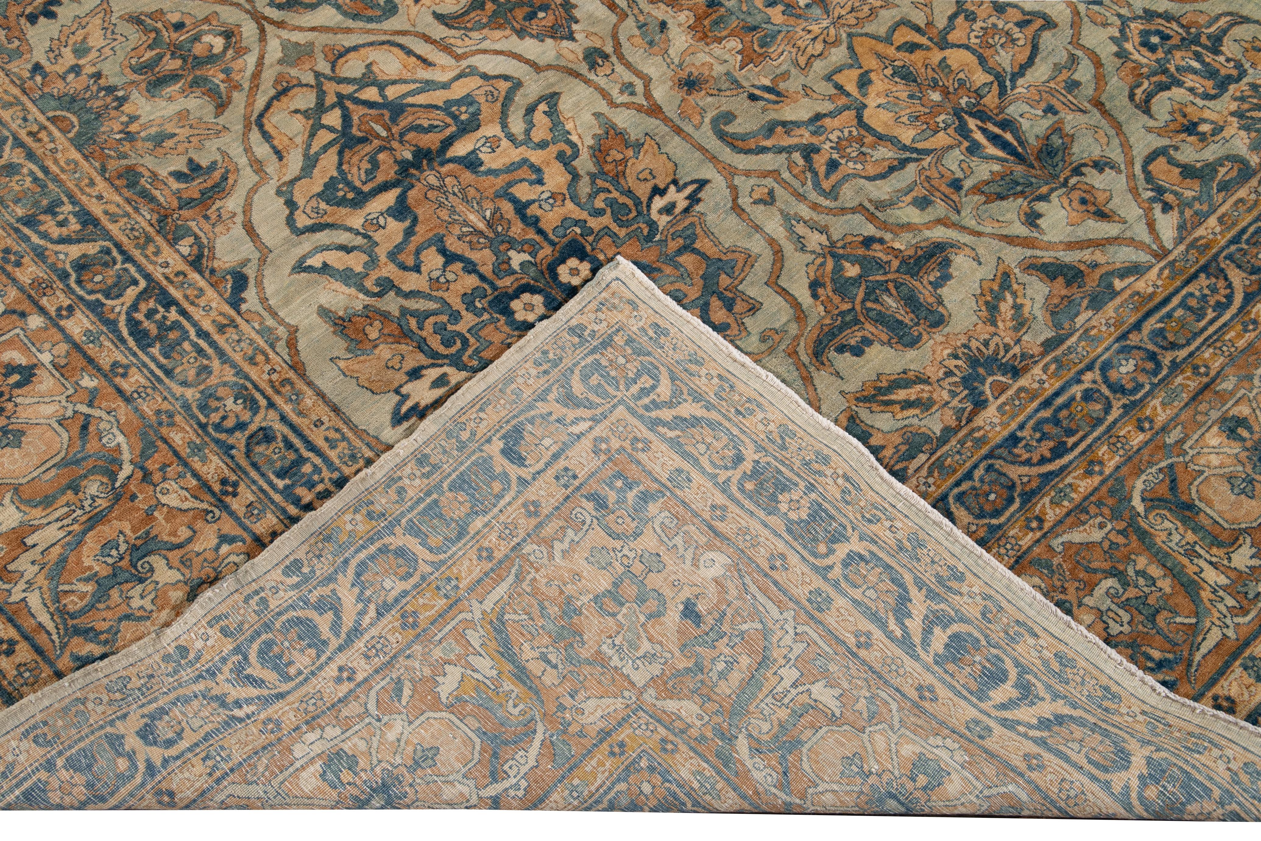 Kerman handgefertigter hellblauer Wollteppich aus dem 19. Jahrhundert (Handgeknüpft) im Angebot
