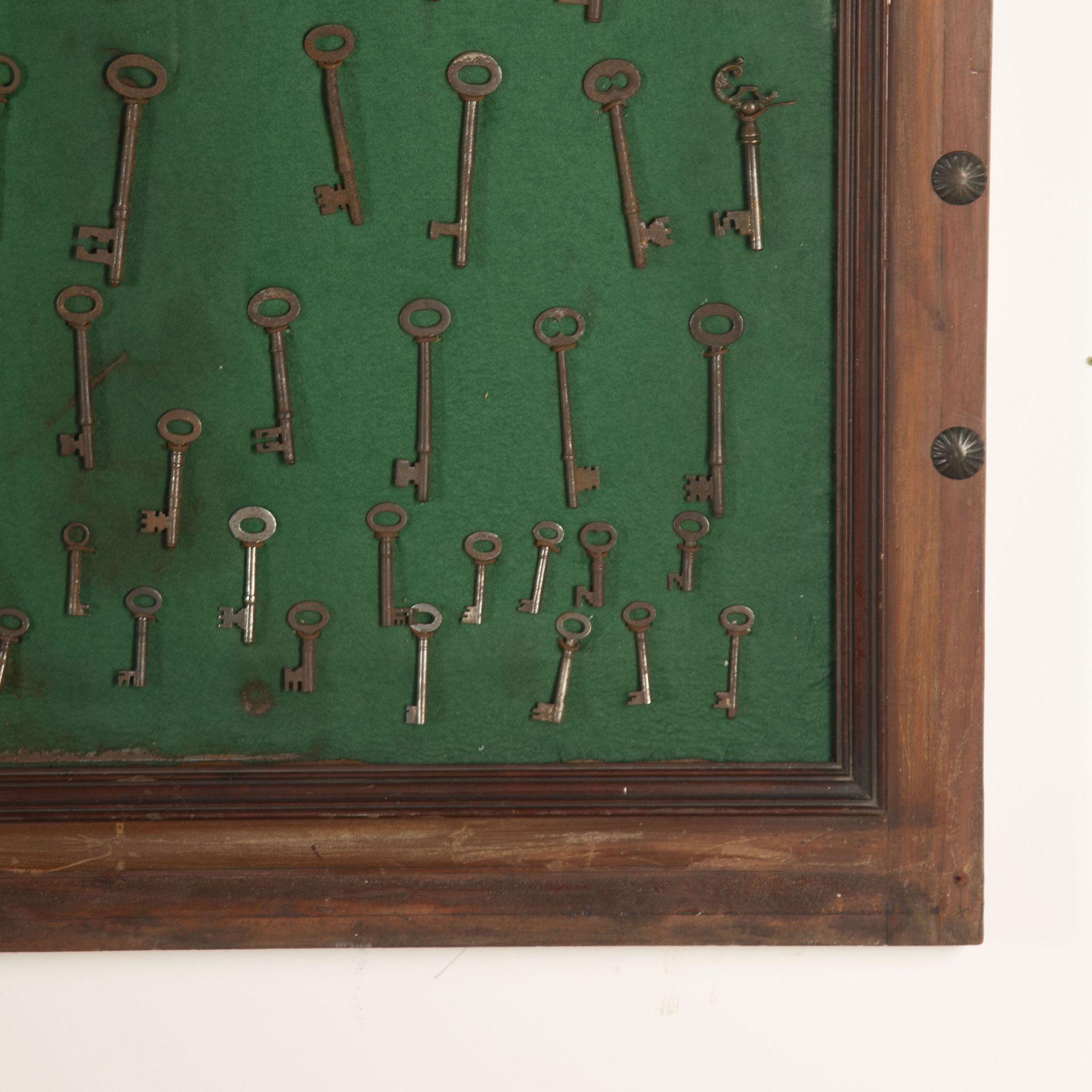 Schlüsselkasten aus dem 19. (19. Jahrhundert) im Angebot