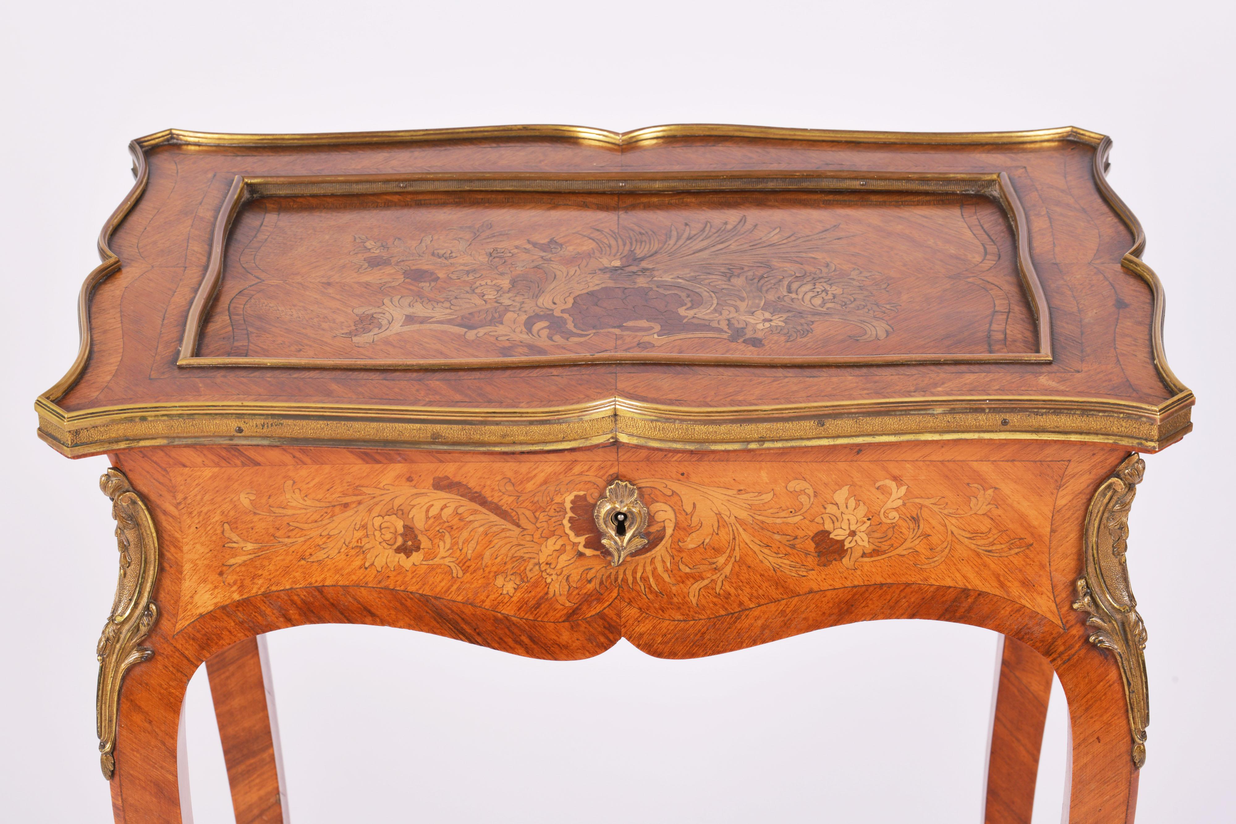 French 19th Century Kingwood Bijouterie Table with Ormolu Mounts
