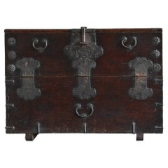 19th Century Korean Antique Tansu Chest / Semi-Closed Chest / Exhibition Stand