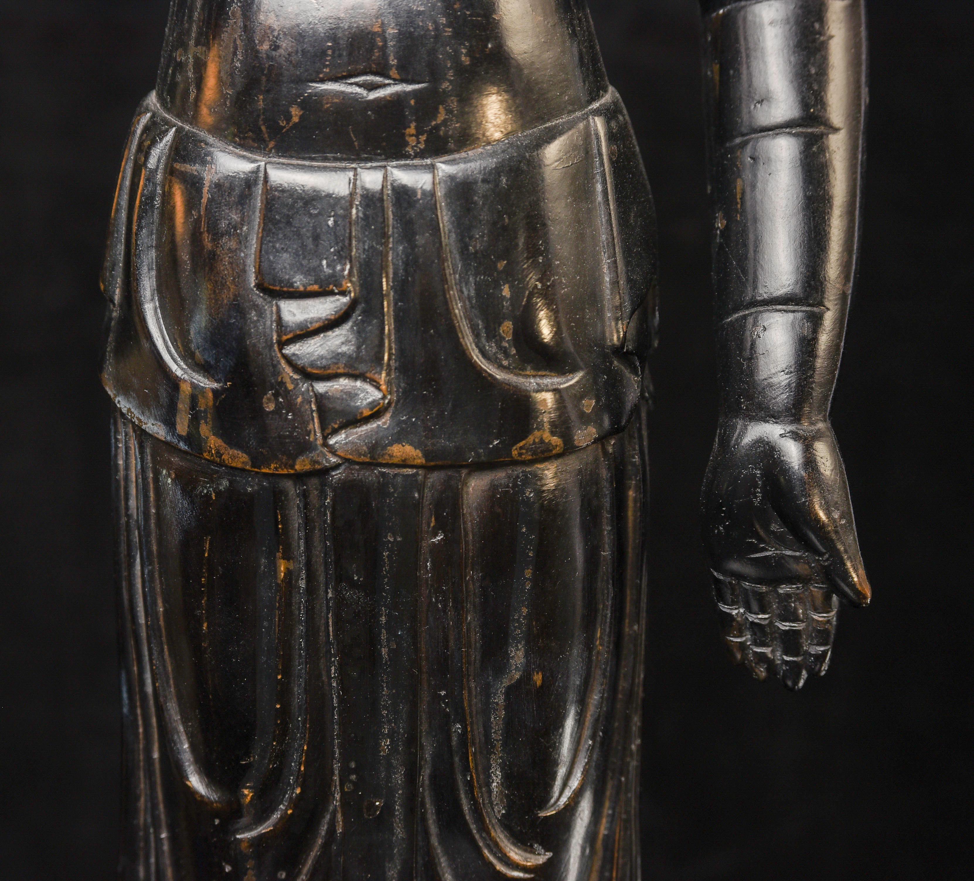 XIXe siècle Bébé Bouddha en bronze coréen du 19e siècle - Extrêmement grand 9731 en vente