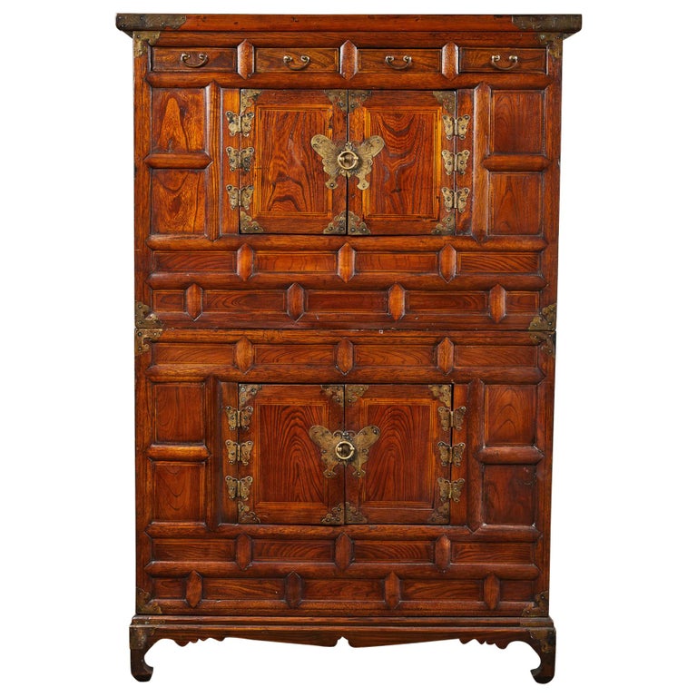 Korean chest on chest, 19th century, offered by Susanne Hollis
