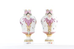 Siglo XIX KPM Pareja Urnas Decorativas de Porcelana Dorada / Foral