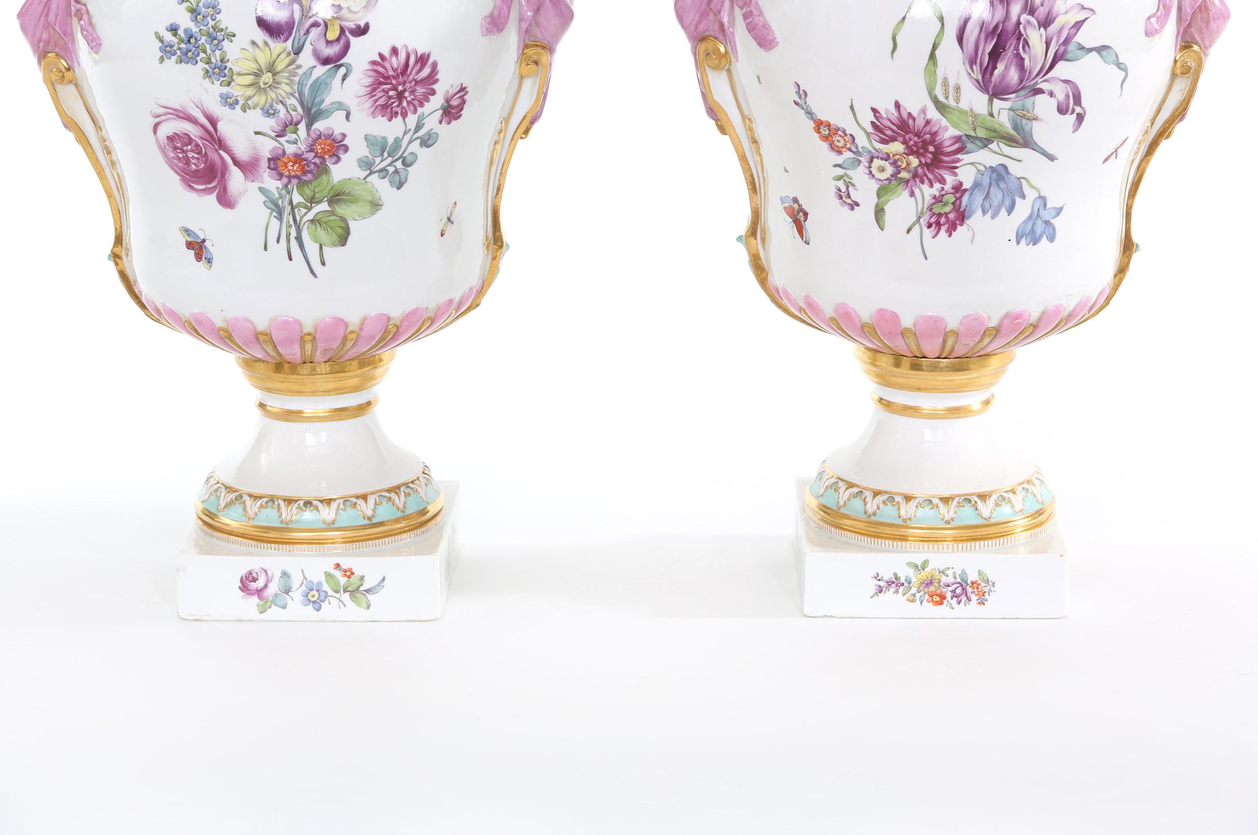 19th Century KPM Pair Gilt / Foral Porcelain Decorative Urns In Good Condition For Sale In Tarry Town, NY