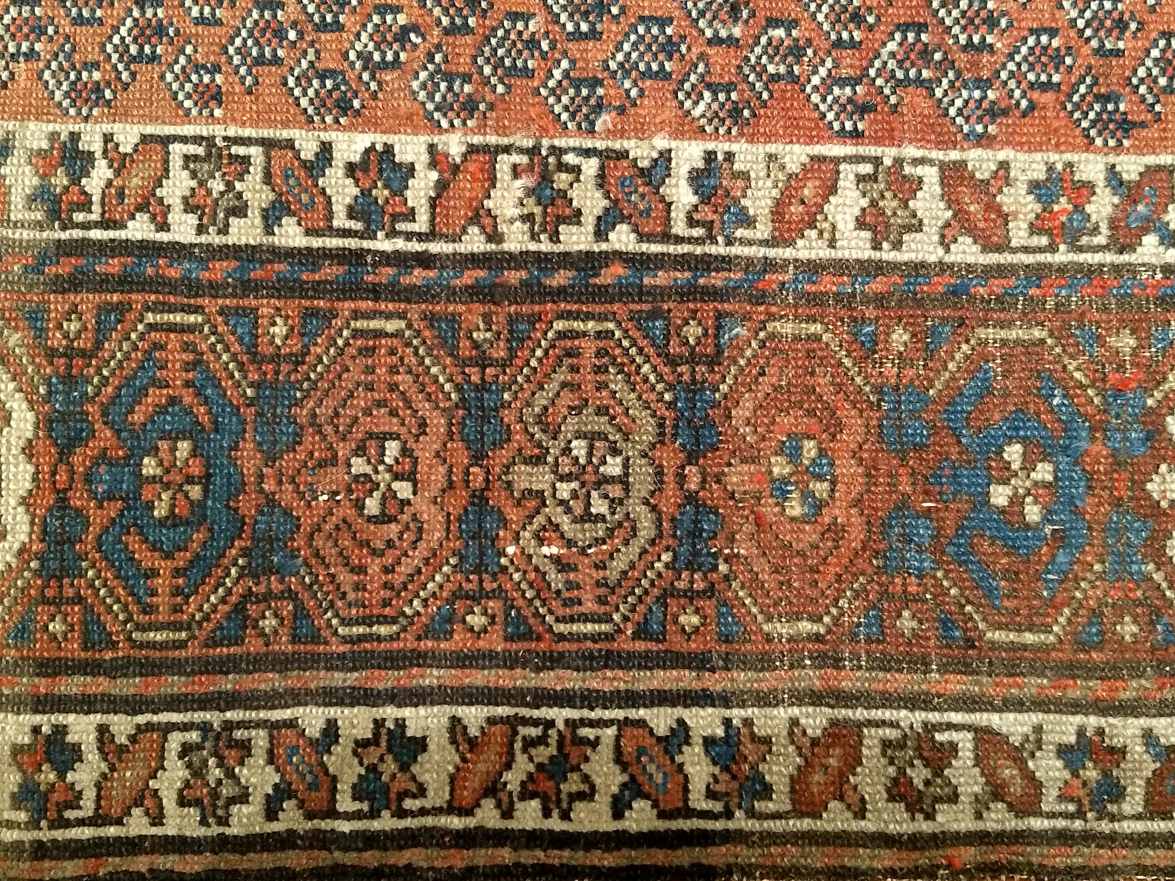 Tapis kurde du 19e siècle à motif de marguerite en vente 5